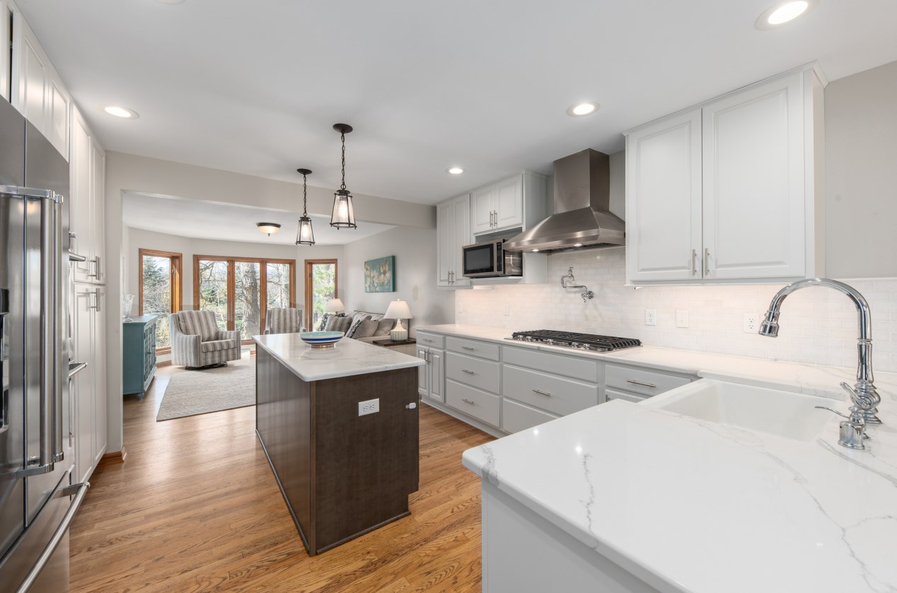 1882 Blackfoot Ct, Grafton WI  53024-9578 exterior