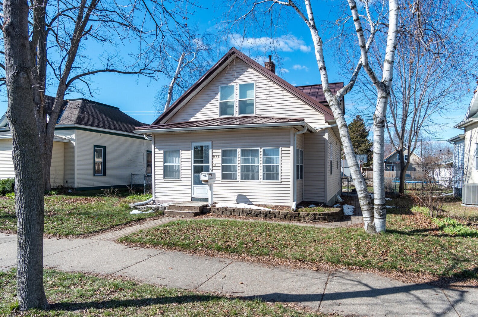 1445 Redfield St, La Crosse WI  54601-5741 exterior