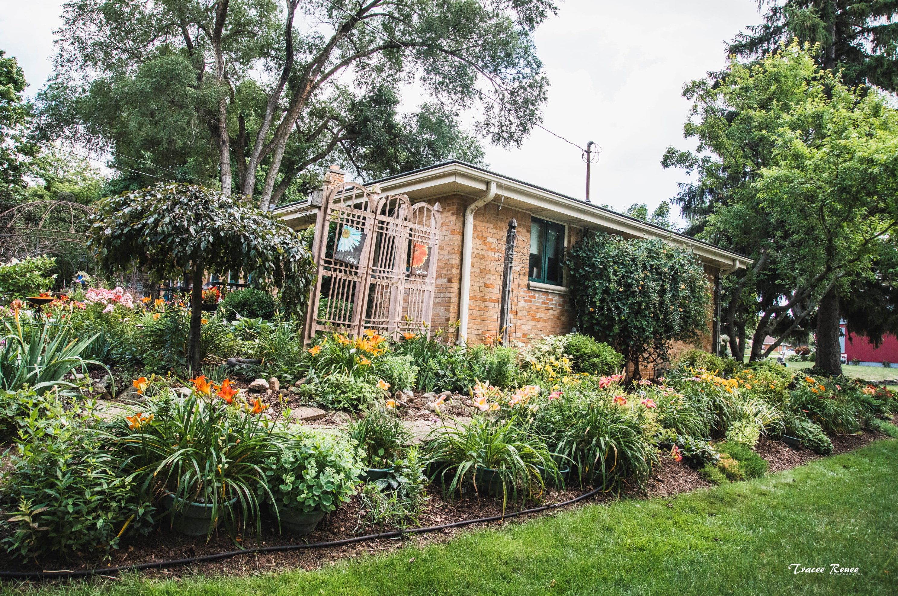 4406 Fountain Ave, Milwaukee WI 53223-4436 exterior