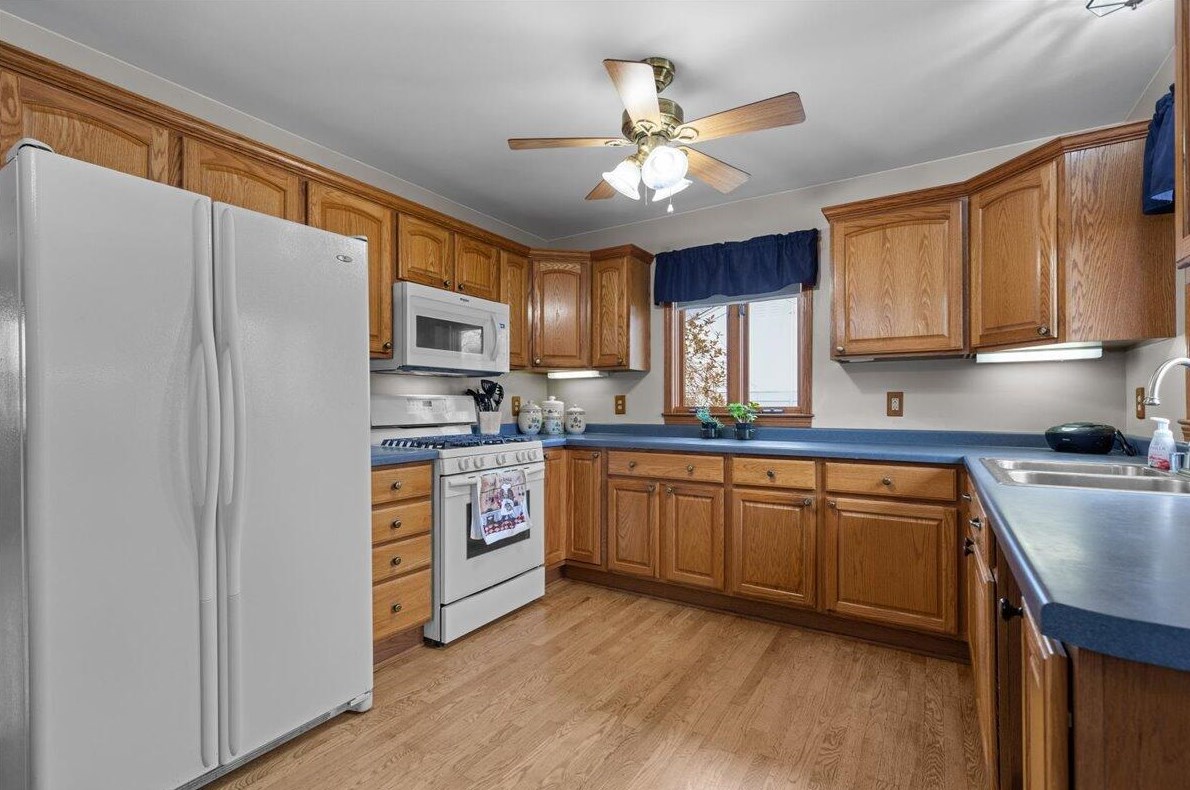 4406 Fountain Ave, Milwaukee WI 53223-4436 exterior