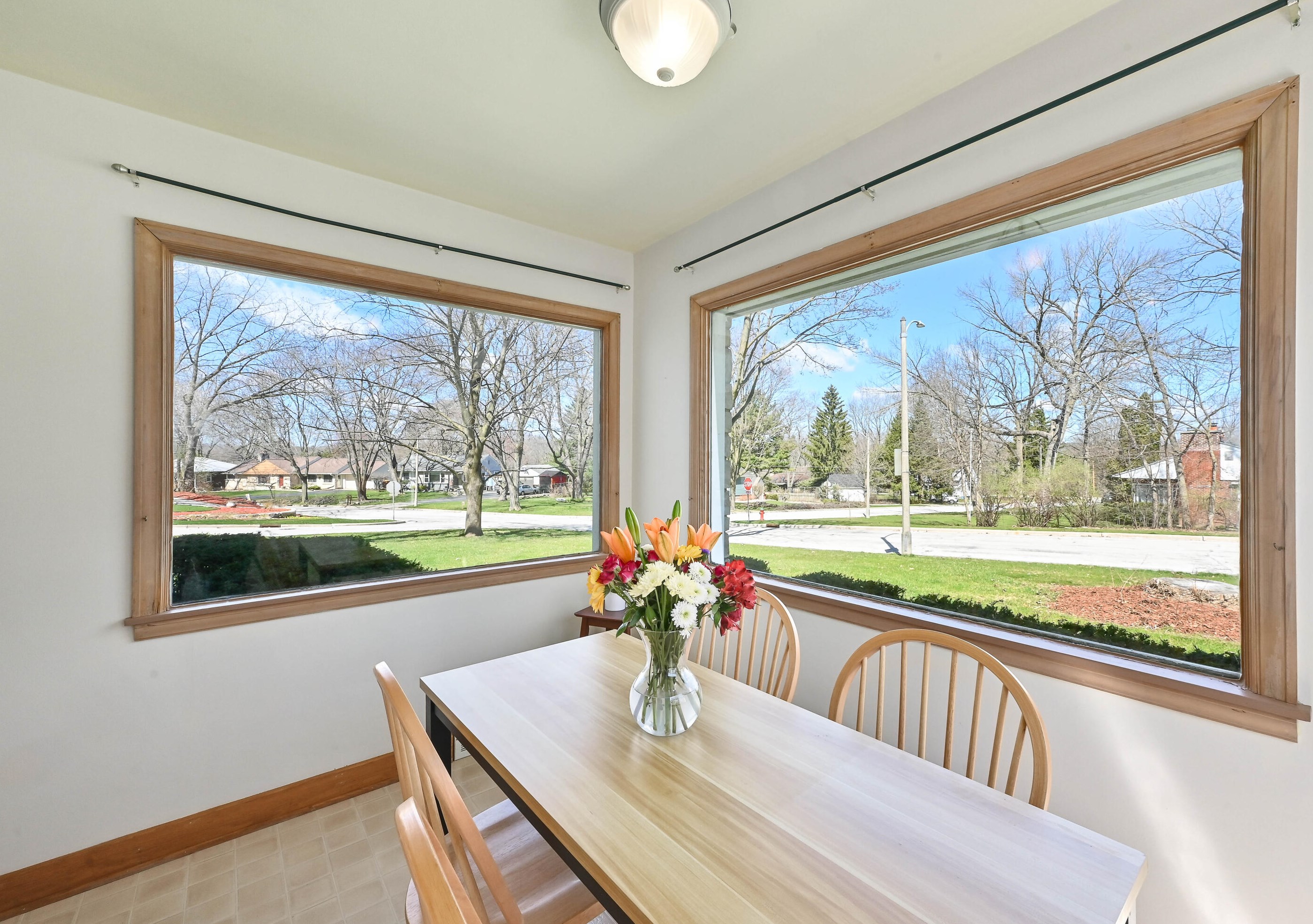 764 119, Milwaukee WI 53226-3626 exterior