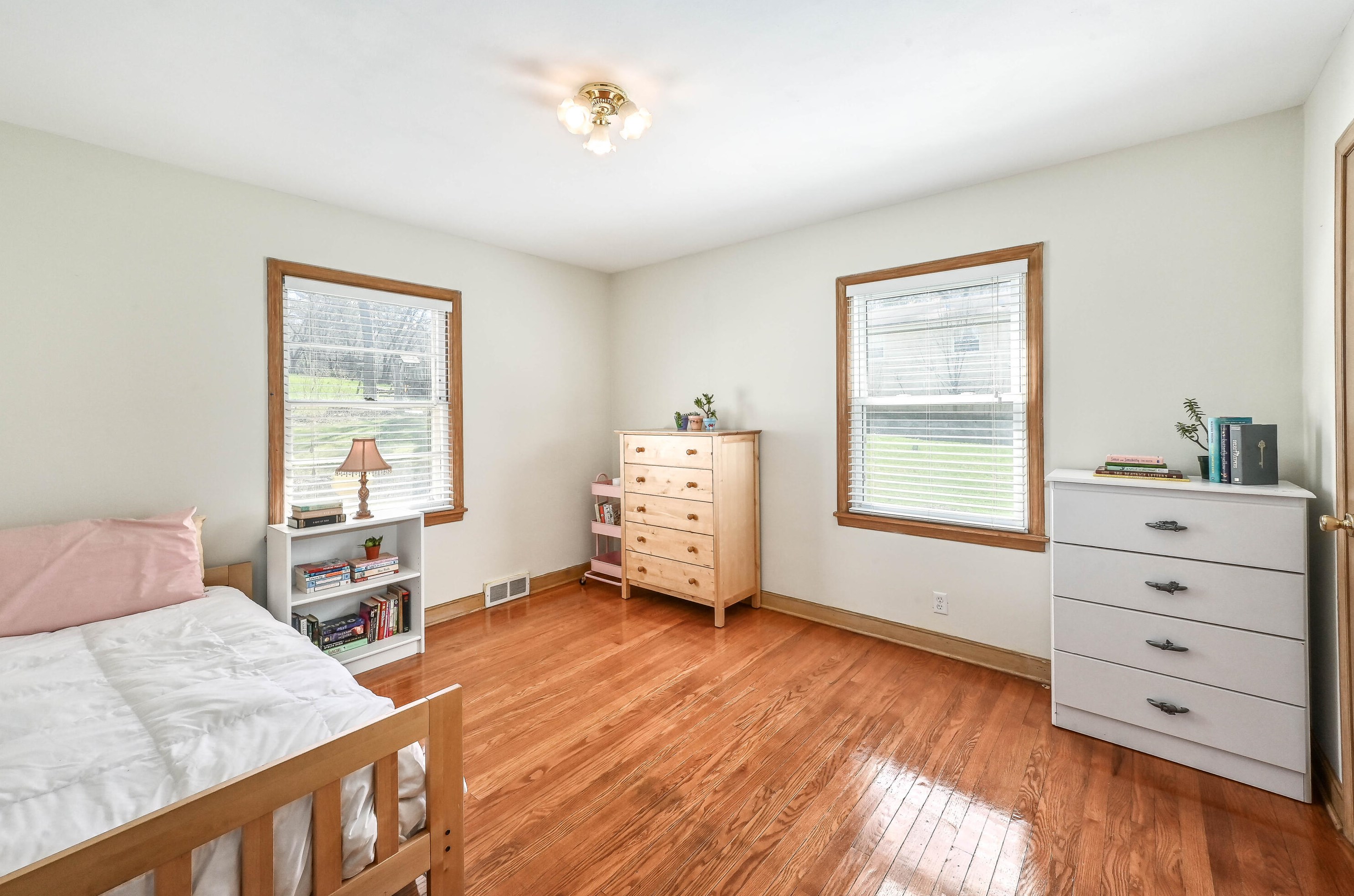 764 119, Milwaukee WI 53226-3626 exterior