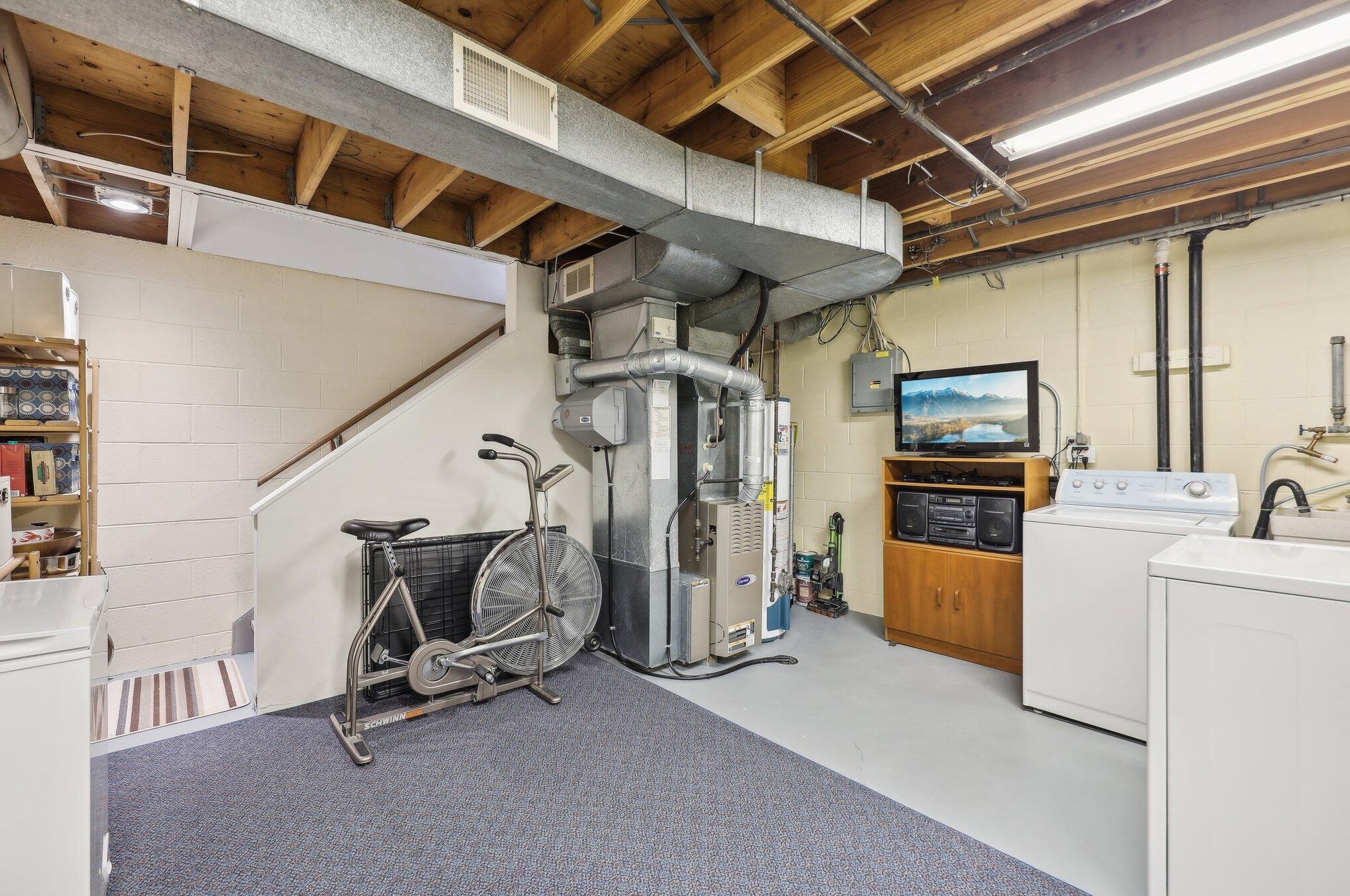 9203 70, Milwaukee WI 53223-2151 exterior