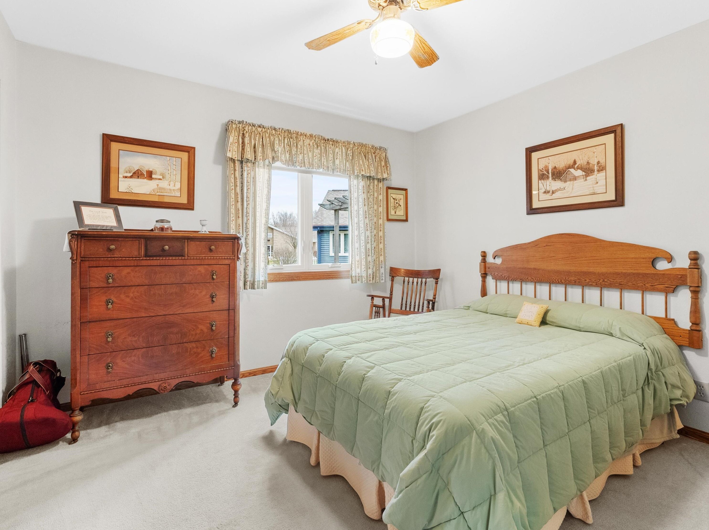 810 Sequoia Ct, Manitowoc WI 54220-3080 exterior