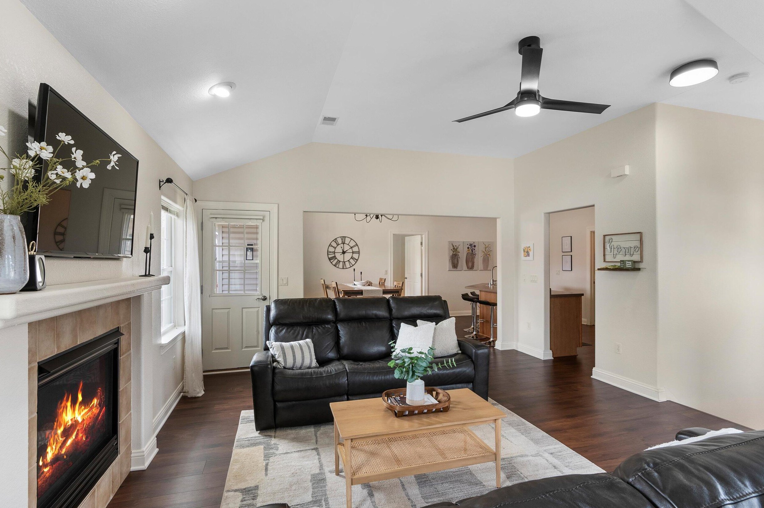 1729 Woodland Way, Slinger WI  53086-9060 exterior