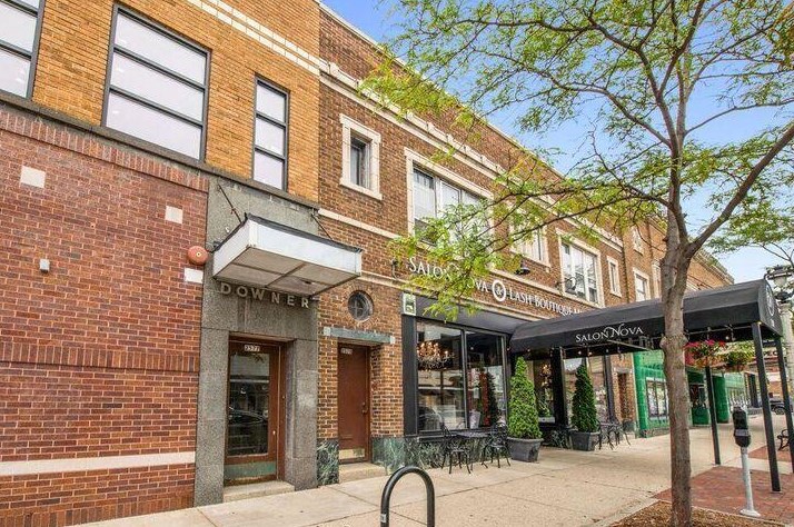 2577 Downer Ave, Milwaukee WI 53211-4253 exterior