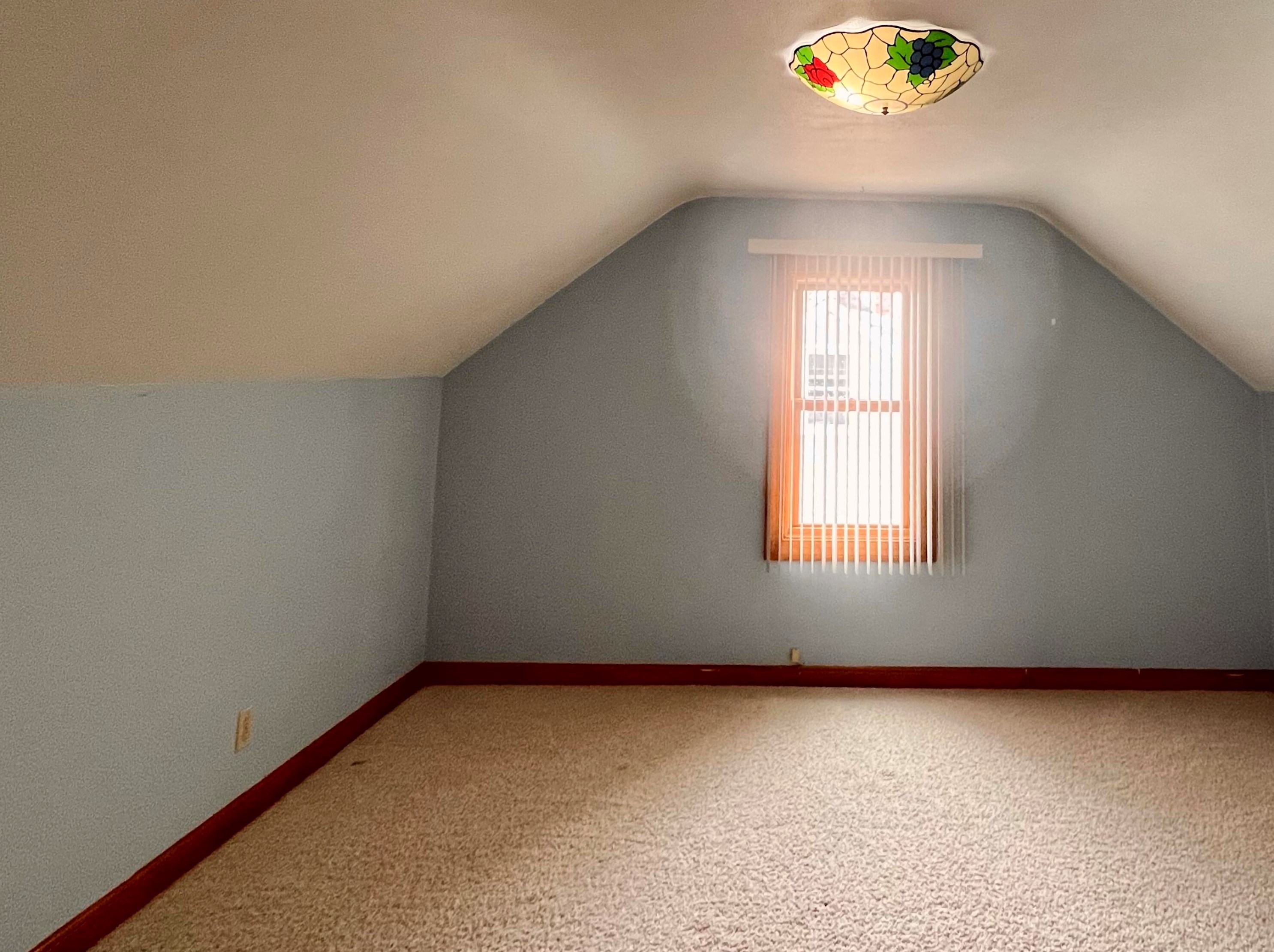 2821 James St, La Crosse WI  54601-7664 exterior