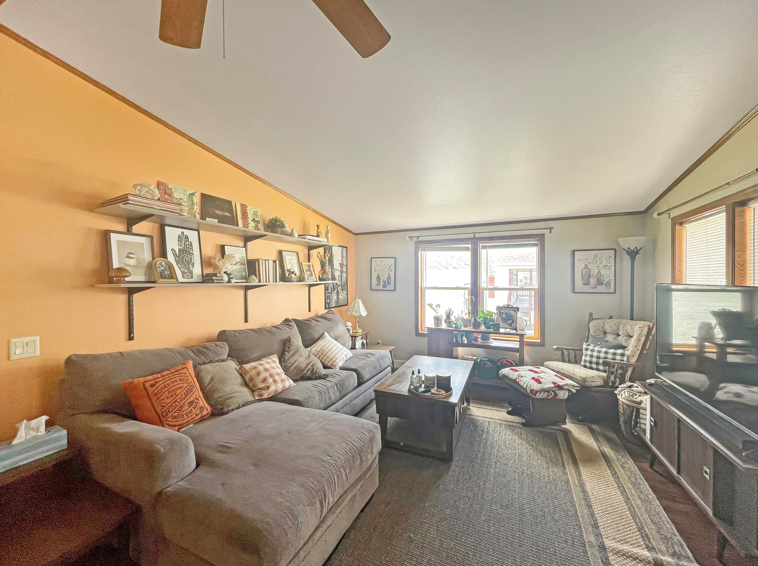 3609 Stone Dr, Sheboygan WI  53083-6006 exterior