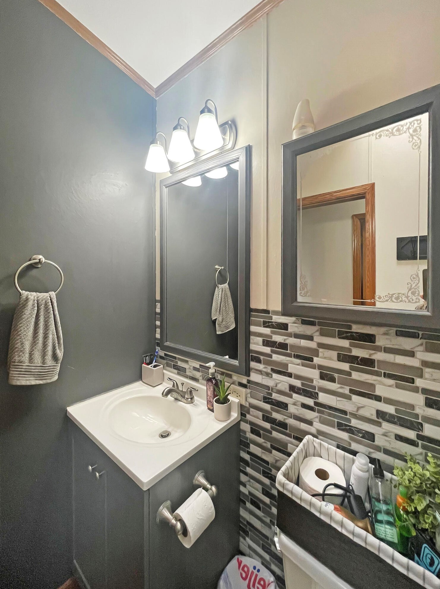 3609 Stone Dr, Sheboygan WI  53083-6006 exterior