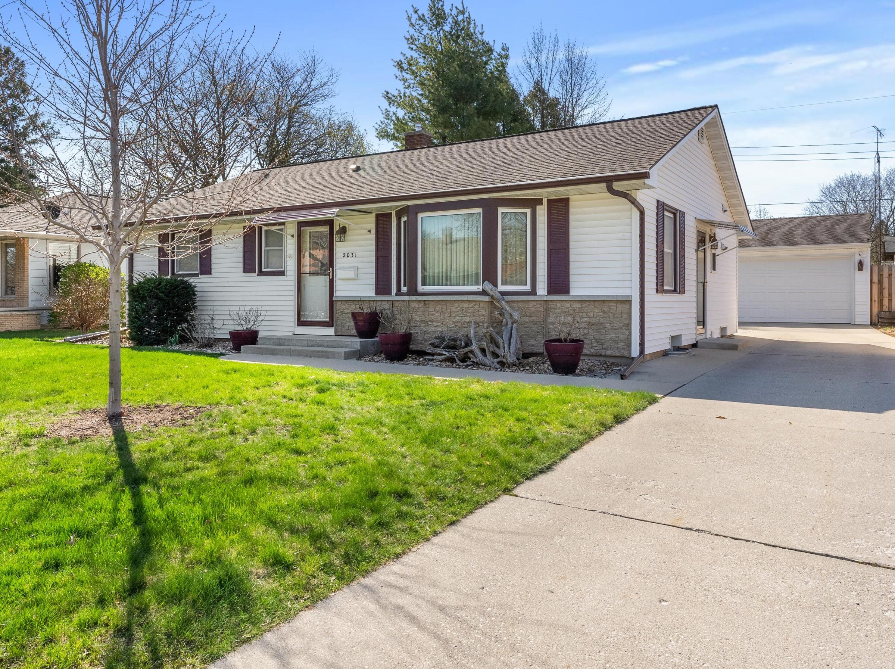 2031 Markham St, Manitowoc WI  54220-2532 exterior