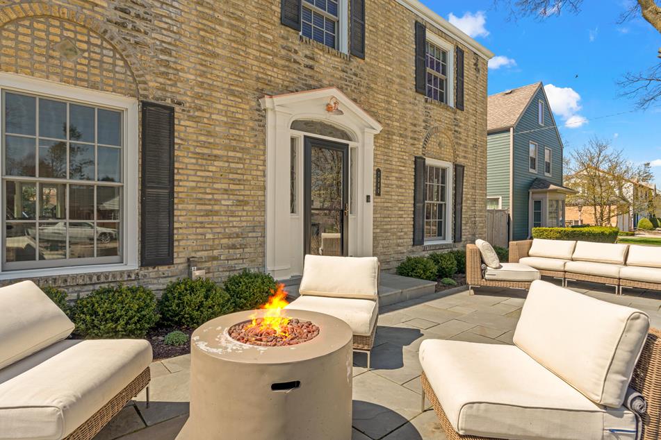 7000 3rd Ave, Kenosha, WI 53143 MLS 1872098 Coldwell Banker