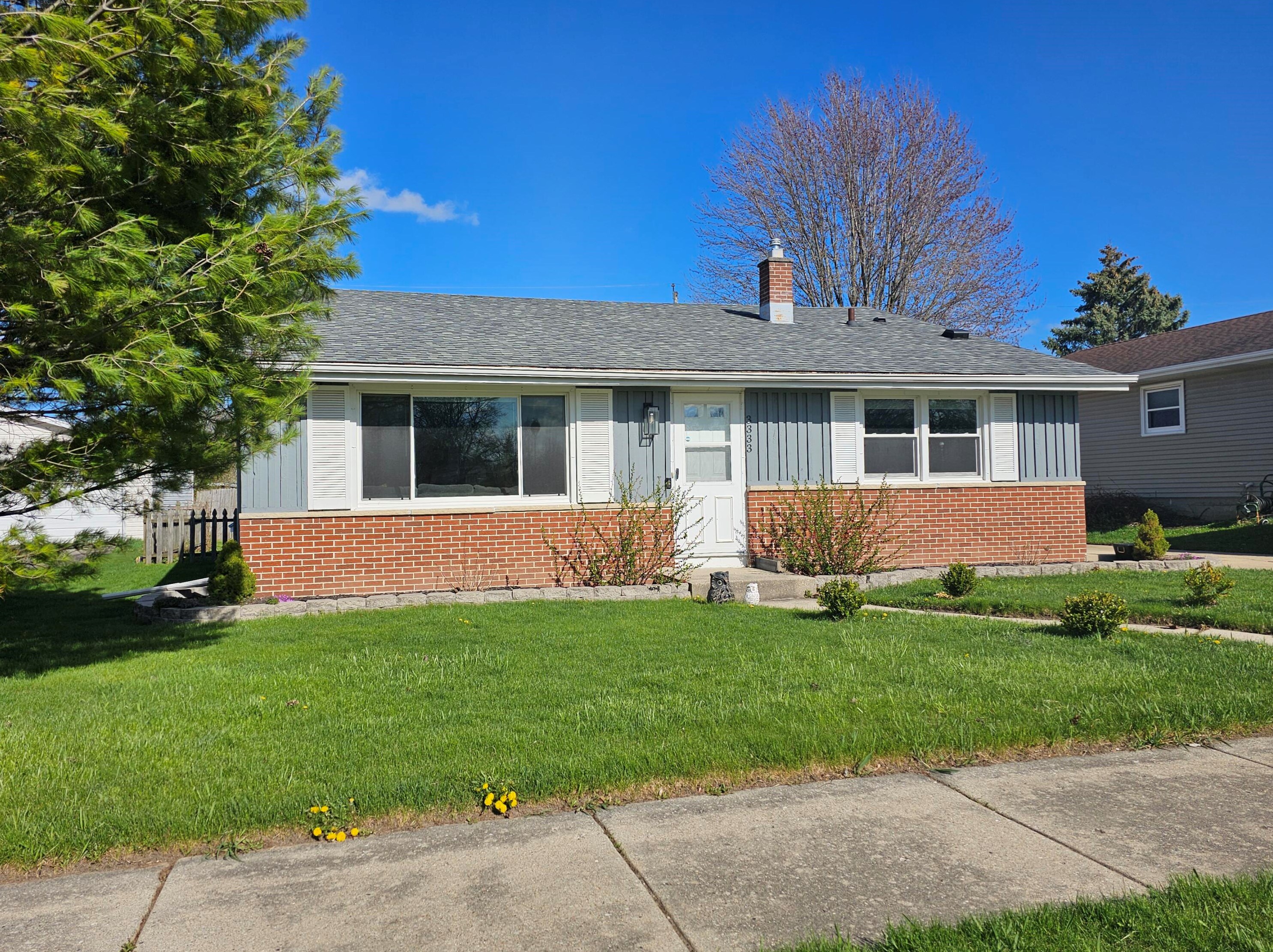 3333 90th St, Sturtevant WI  53177-2720 exterior