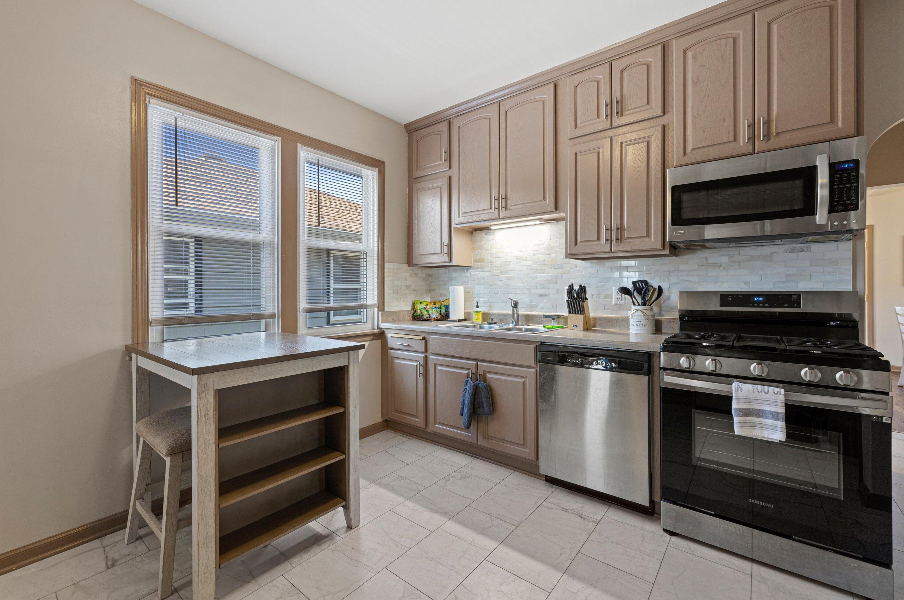 2501 31st St, Kenosha WI  53140-2176 exterior