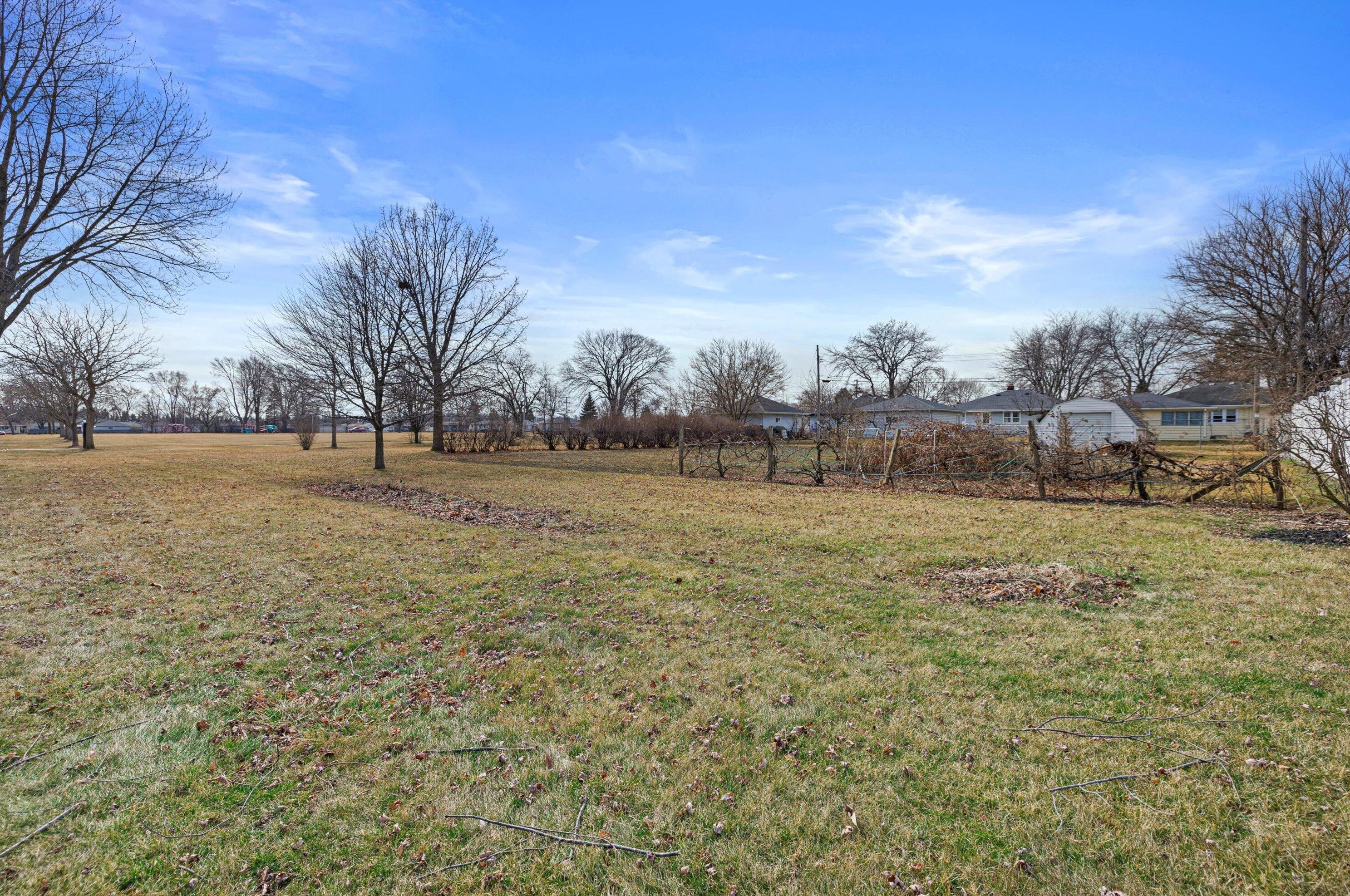 2501 31st St, Kenosha WI  53140-2176 exterior