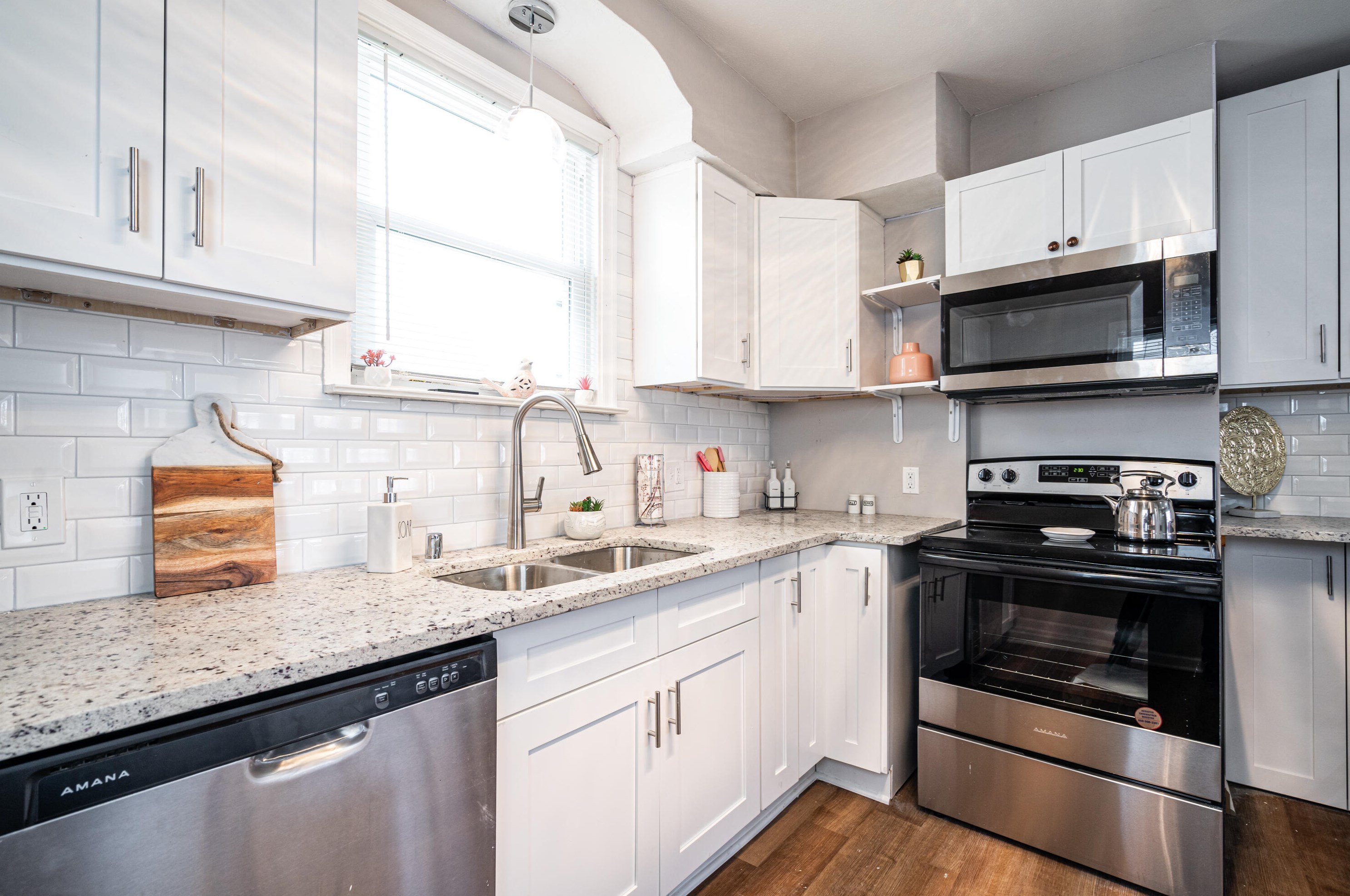 4335 48, Milwaukee WI 53220-1512 exterior