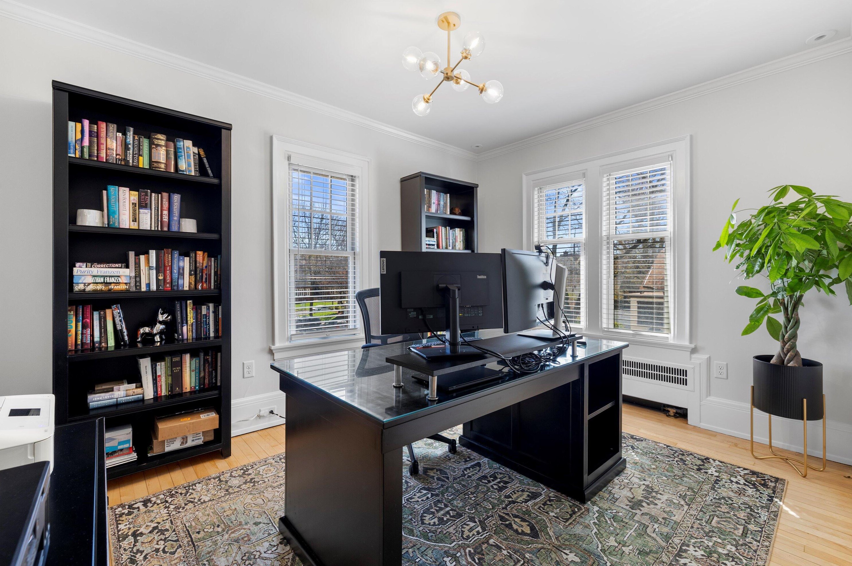 3004 Hackett Ave, Milwaukee WI 53211-3444 exterior