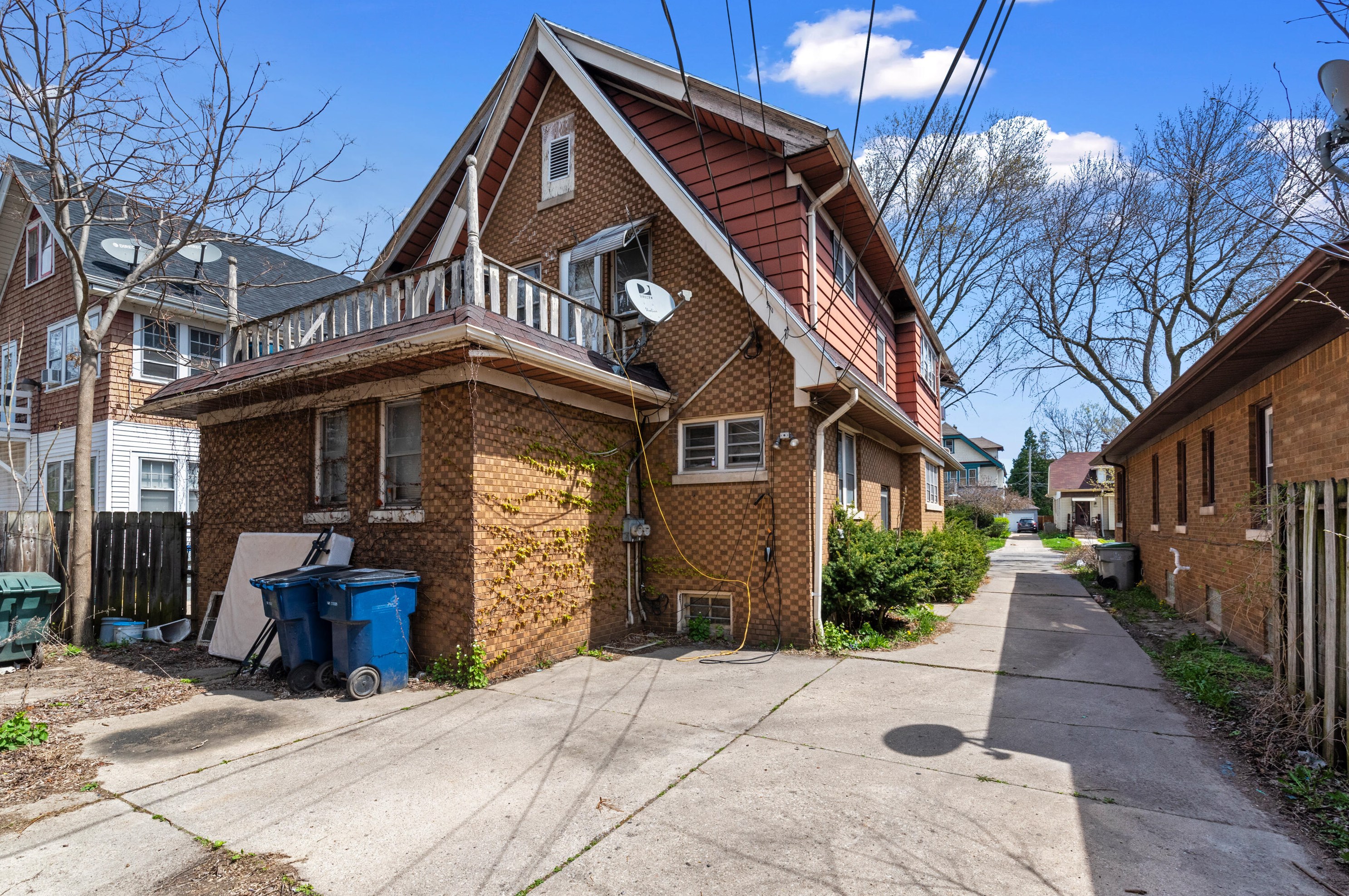 3029 44th St, Milwaukee WI 53219-3409 exterior