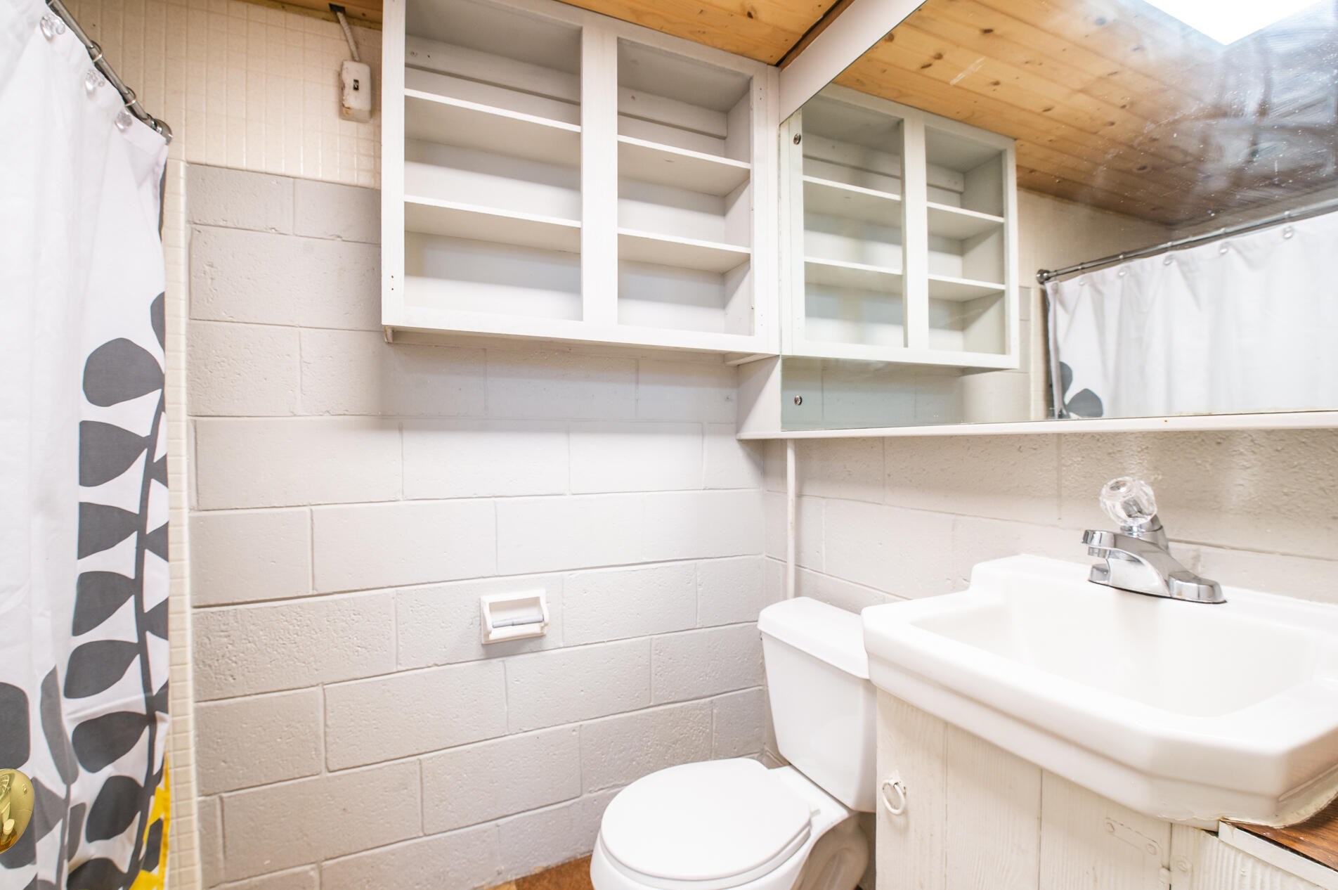 920 Illinois St, Racine WI 53405-2223 exterior