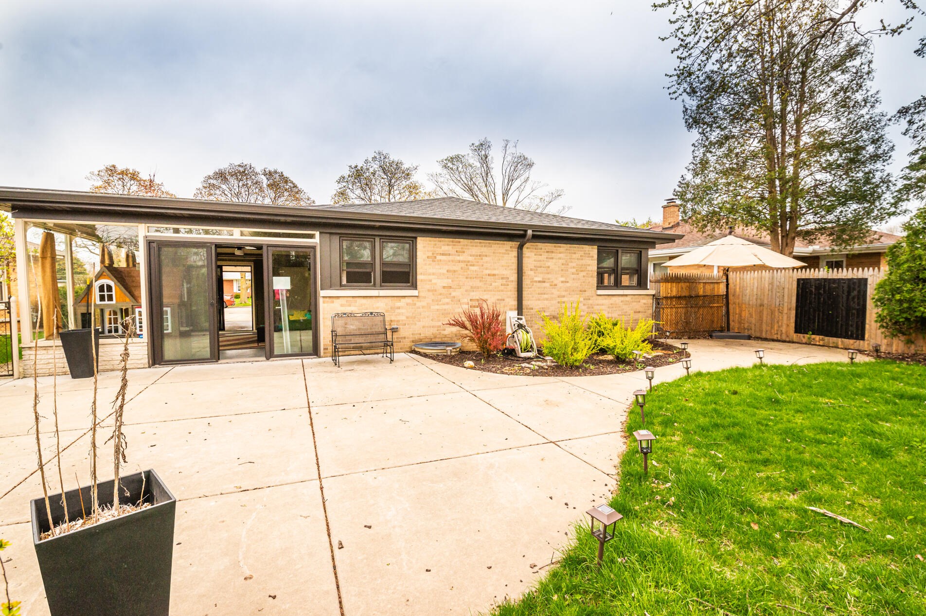 920 Illinois St, Racine WI 53405-2223 exterior