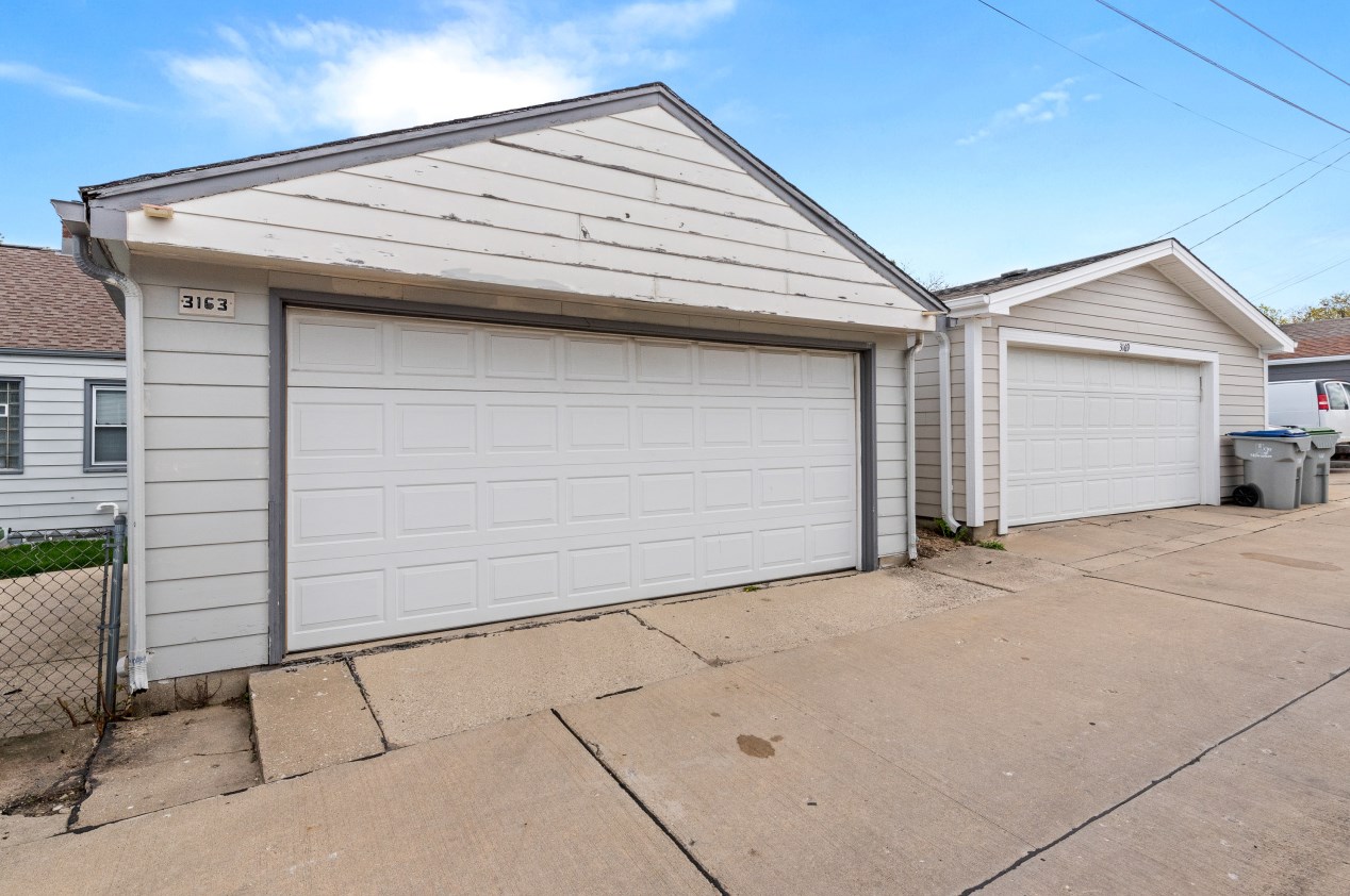 3163 22nd St, Milwaukee WI  53215-4404 exterior