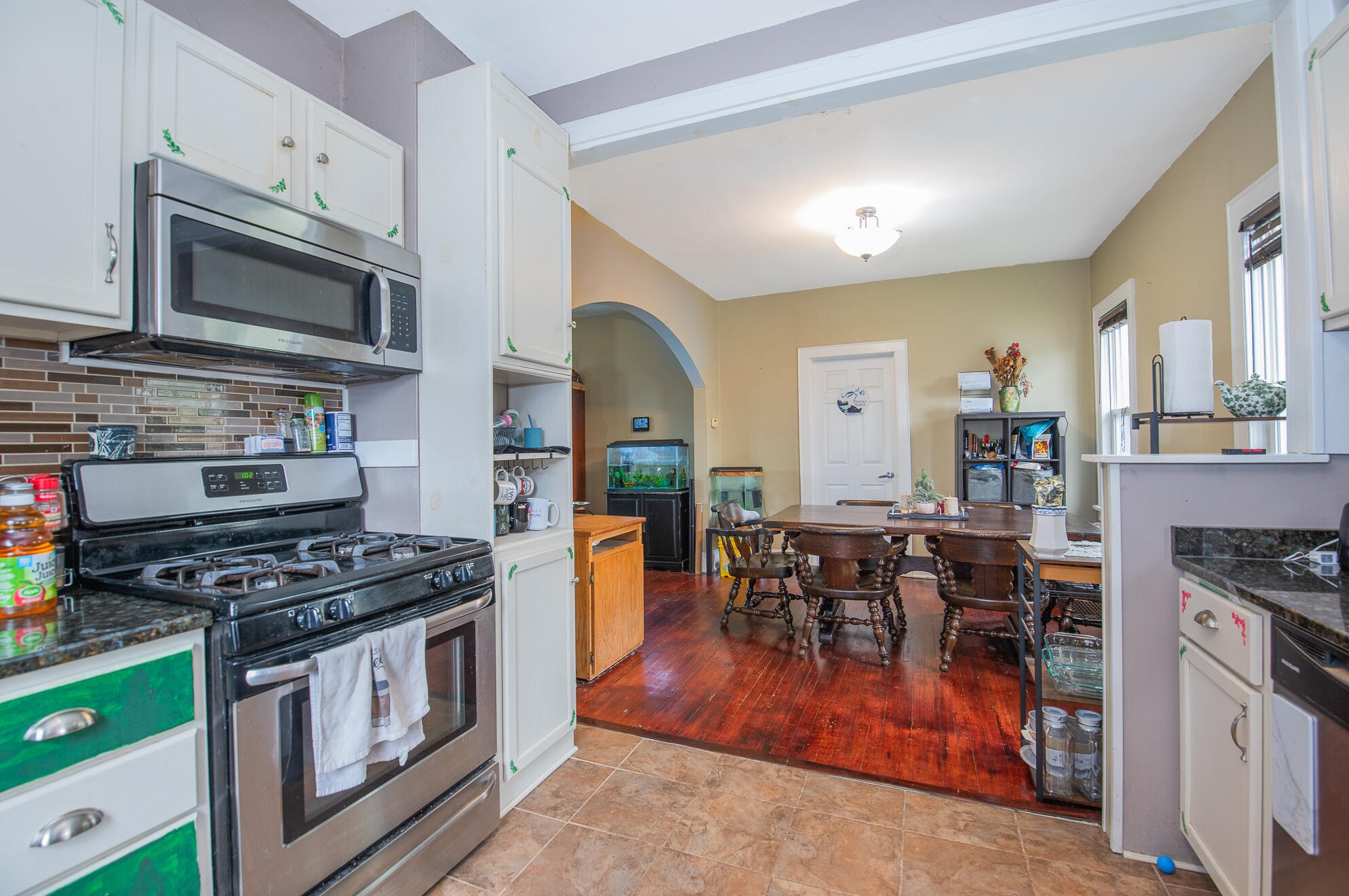 7014 36th Ave, Kenosha WI  53142-3947 exterior