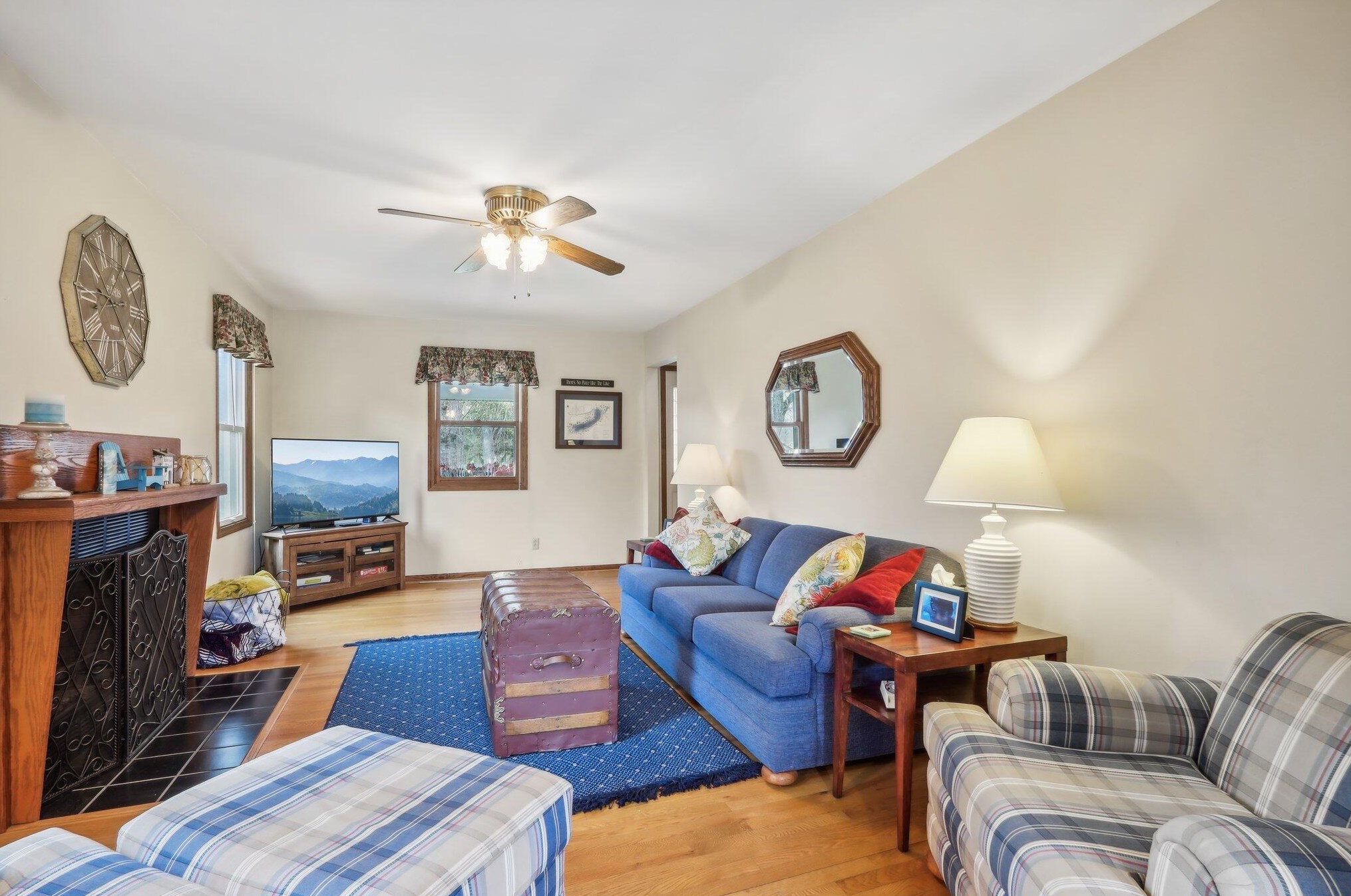 4211 Mulberry Ave, Delavan WI  53115-3320 exterior