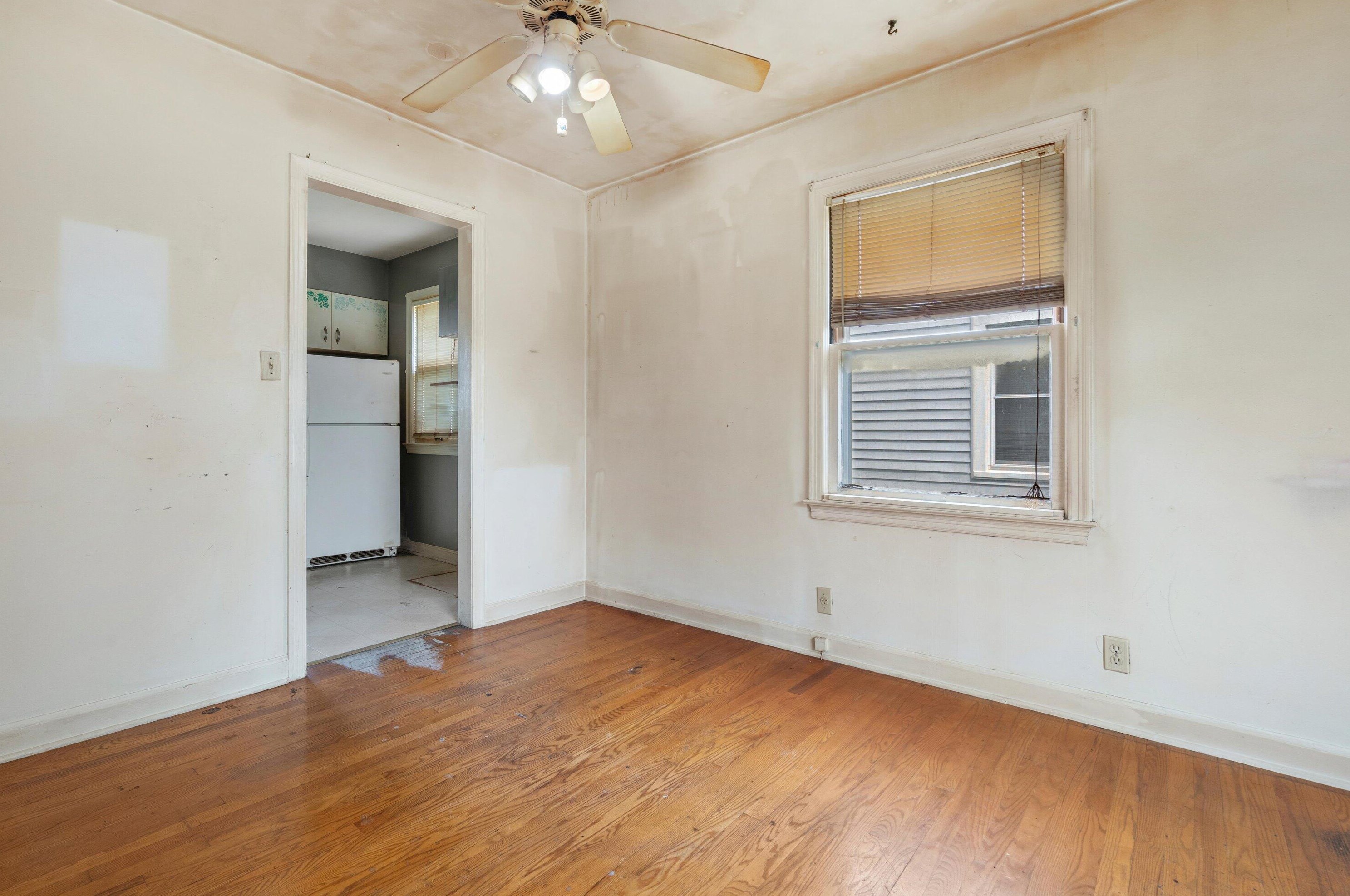 8006 Burleigh St, Milwaukee WI 53222-4919 exterior