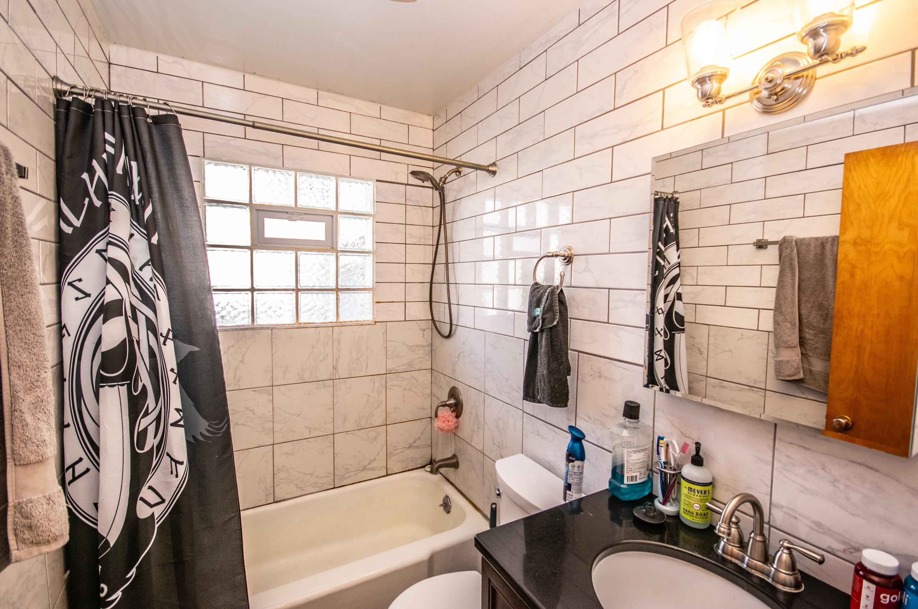 417 Rural St, Hartford WI  53027-2115 exterior