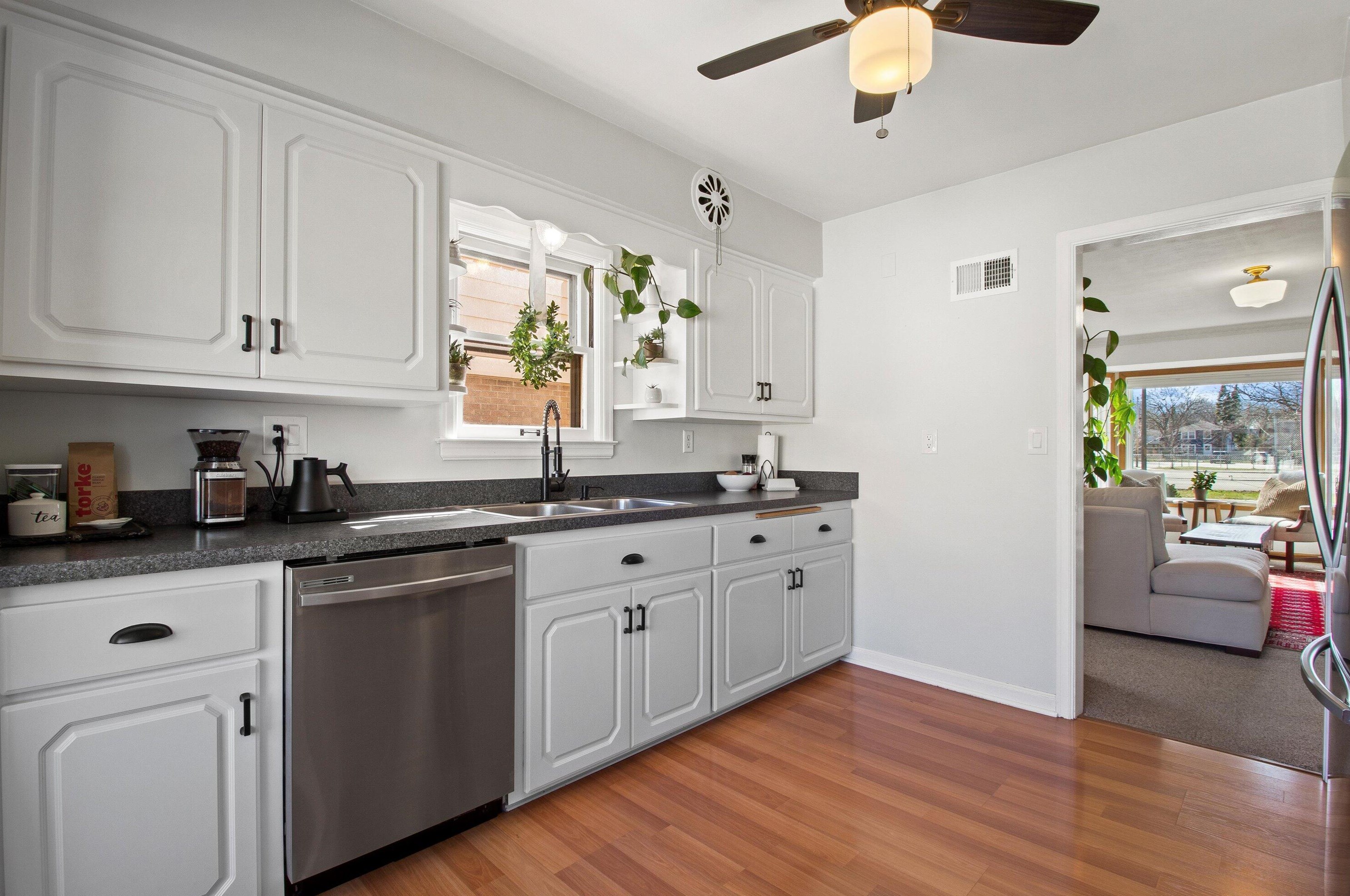 2936 80th St, Milwaukee WI  53219-2703 exterior