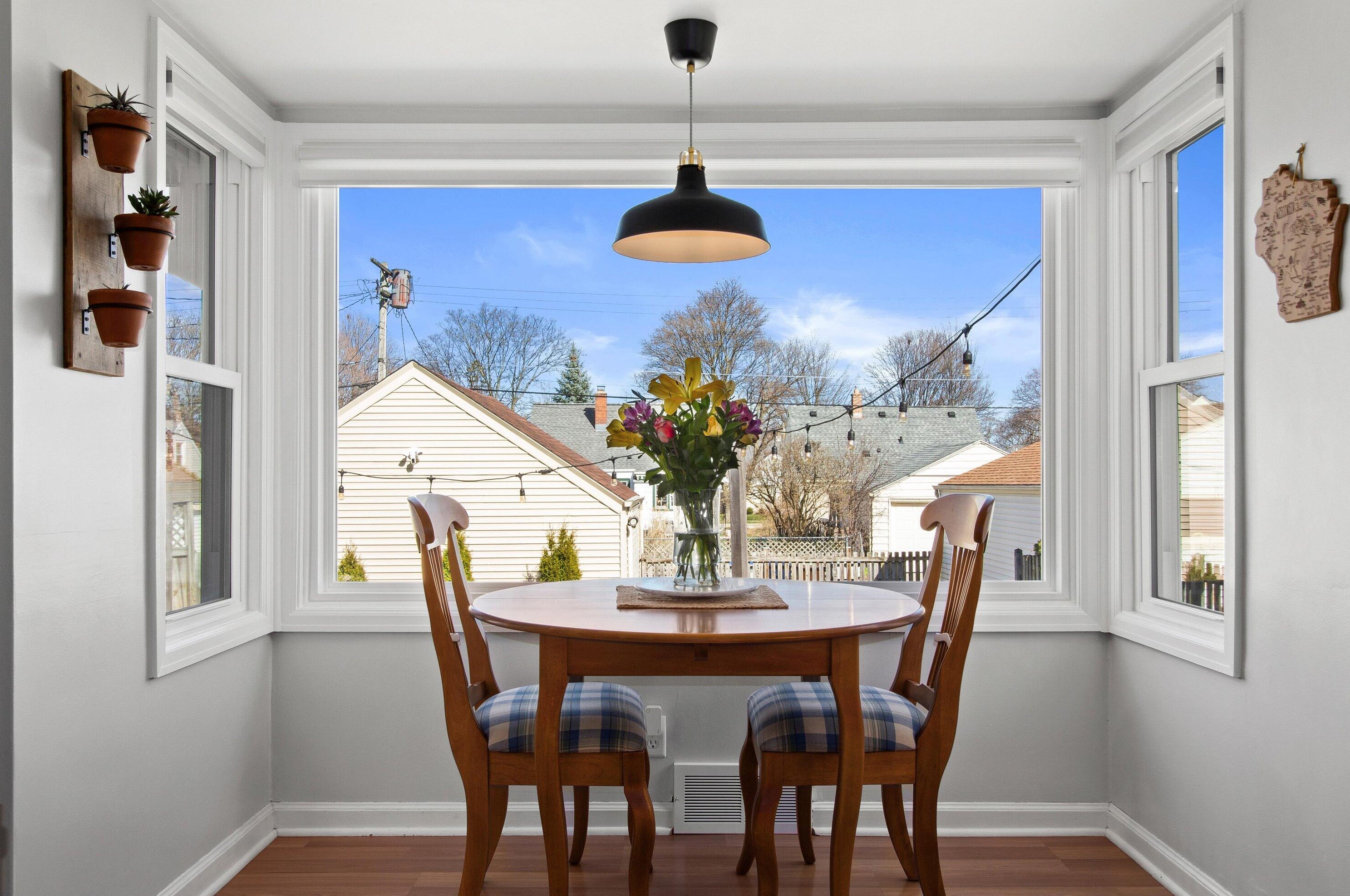 2936 80th St, Milwaukee WI  53219-2703 exterior