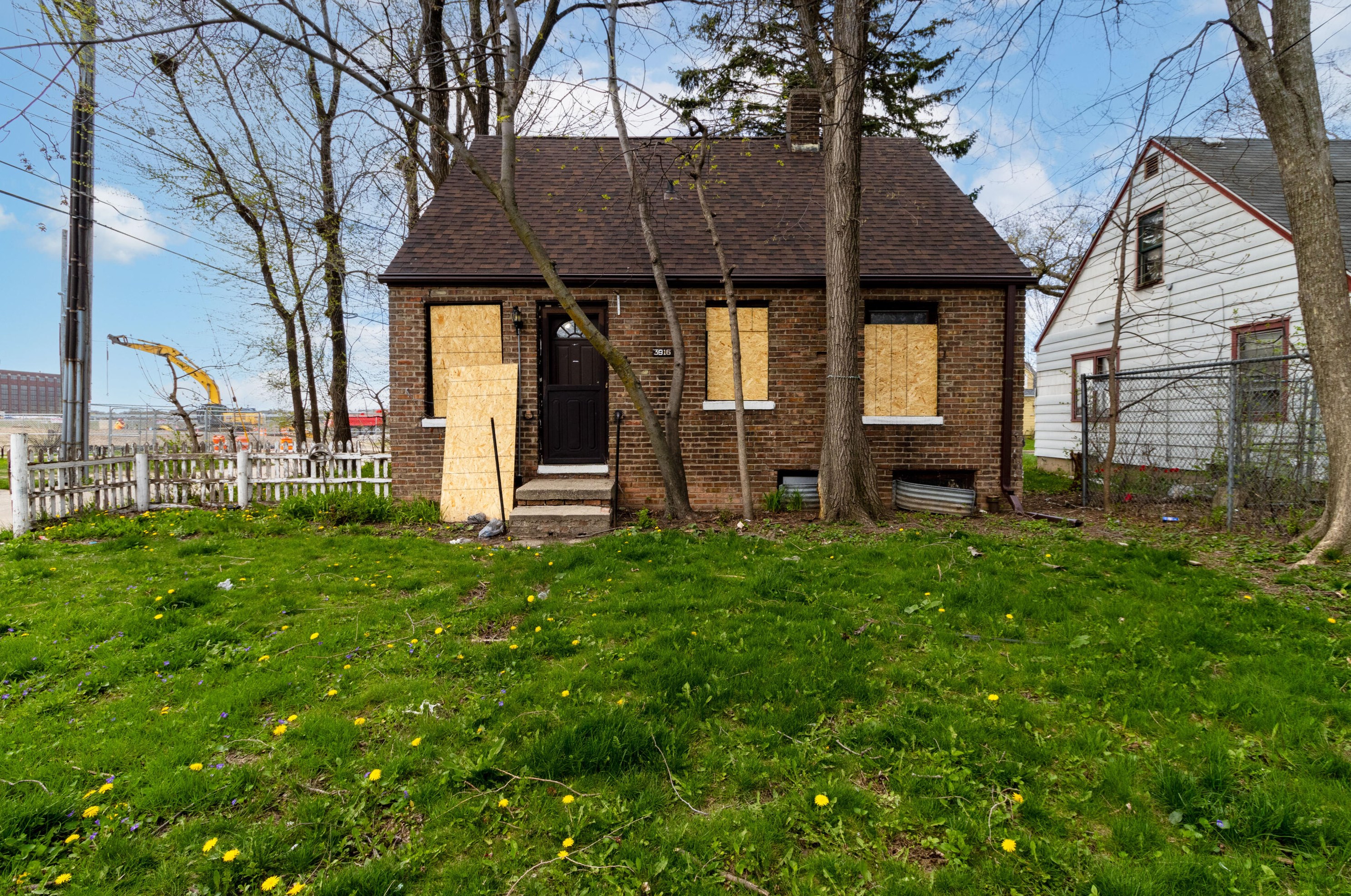 3916 30, Milwaukee WI 53216-2616 exterior
