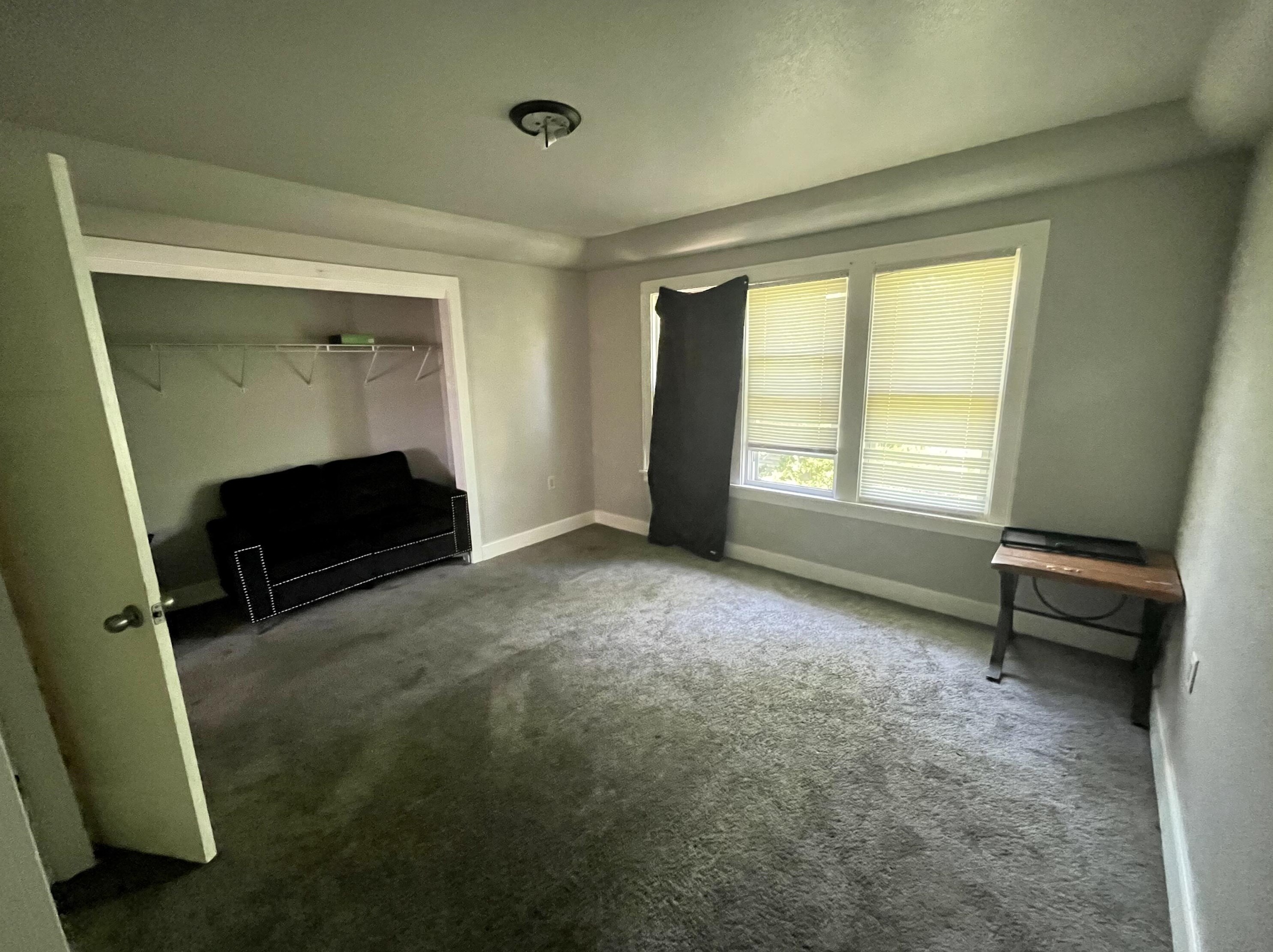 2926 Melvina St, Milwaukee WI 53216-2649 exterior