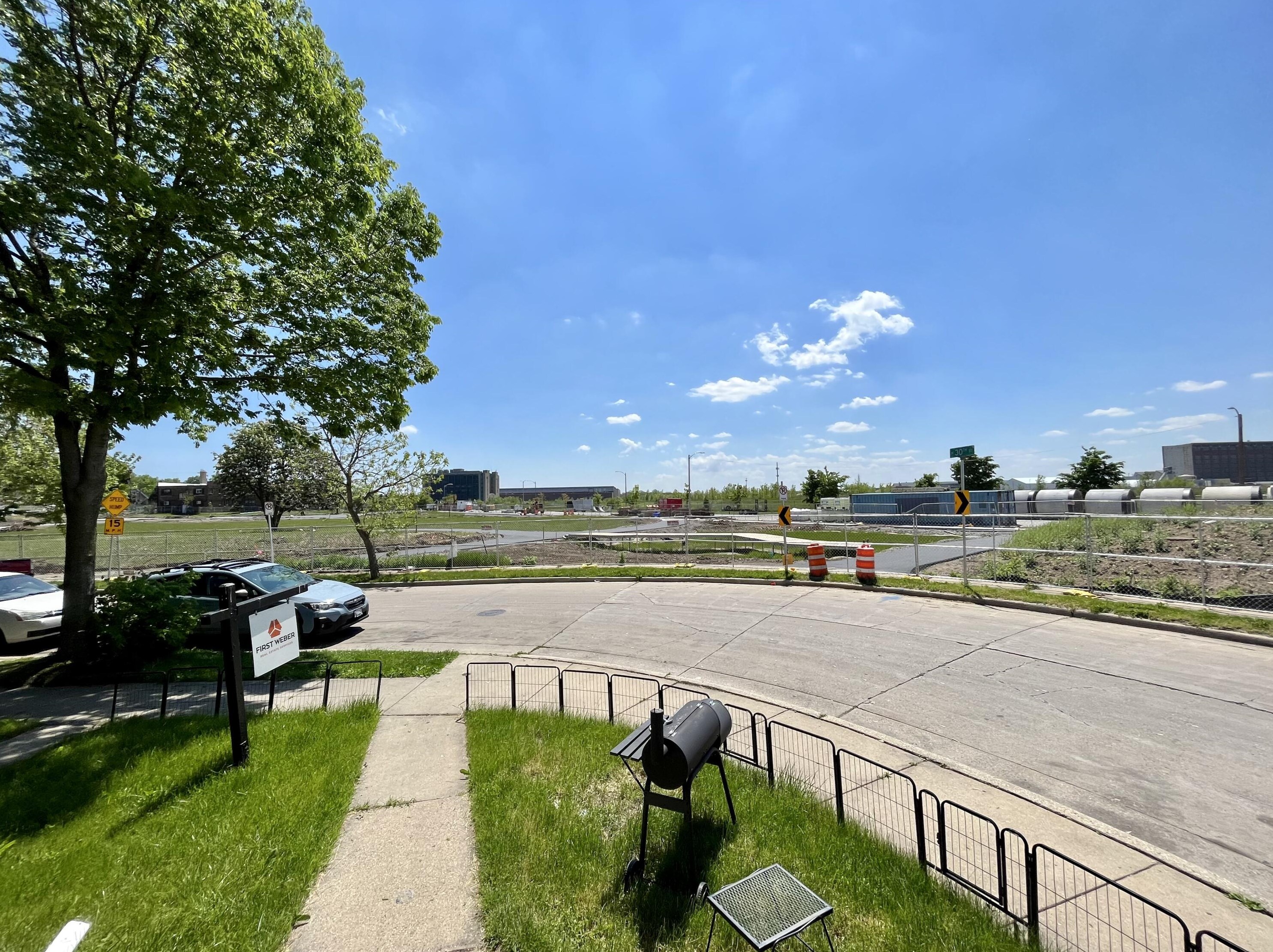 2926 Melvina St, Milwaukee WI 53216-2649 exterior