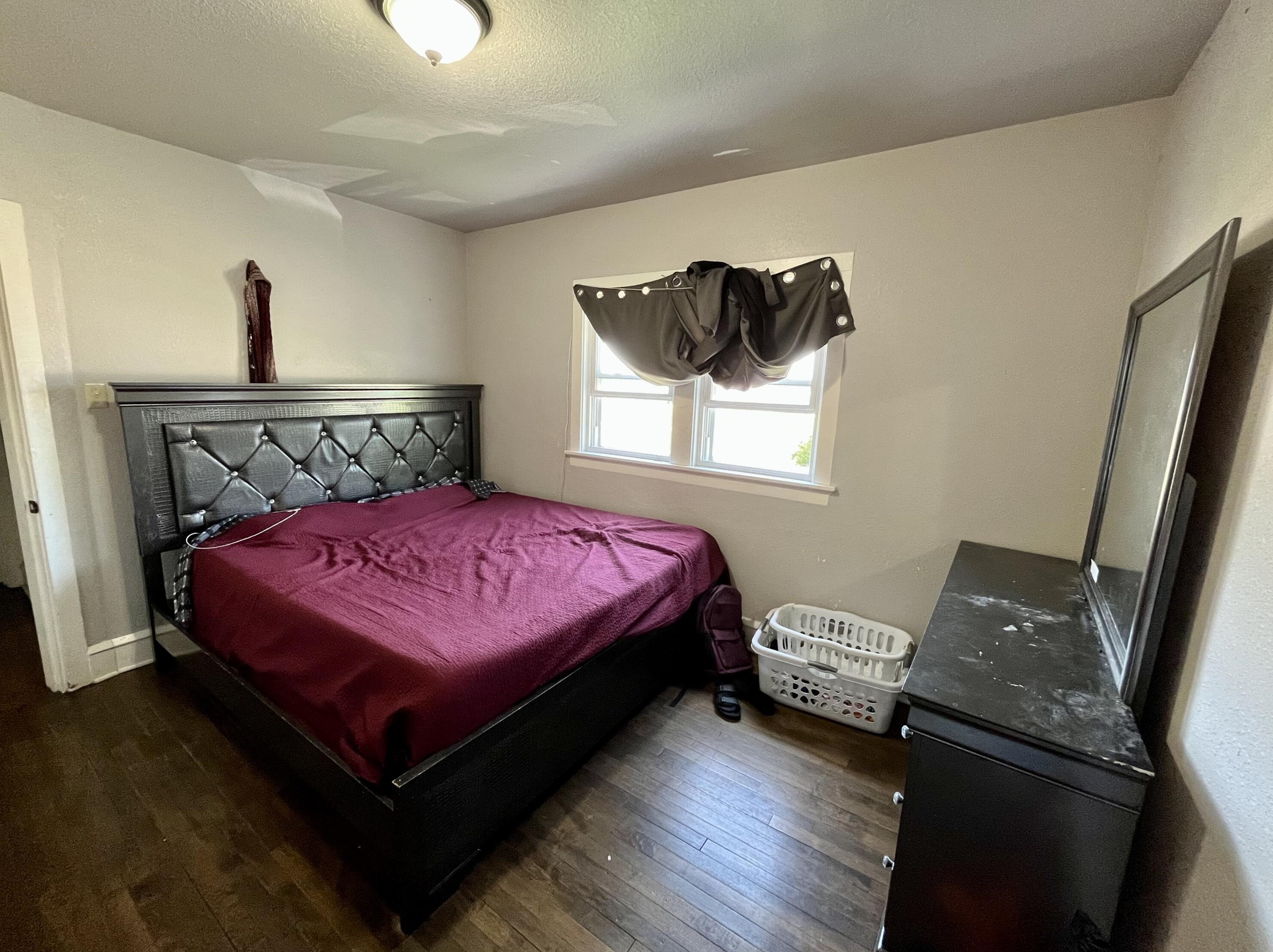 2926 Melvina St, Milwaukee WI 53216-2649 exterior