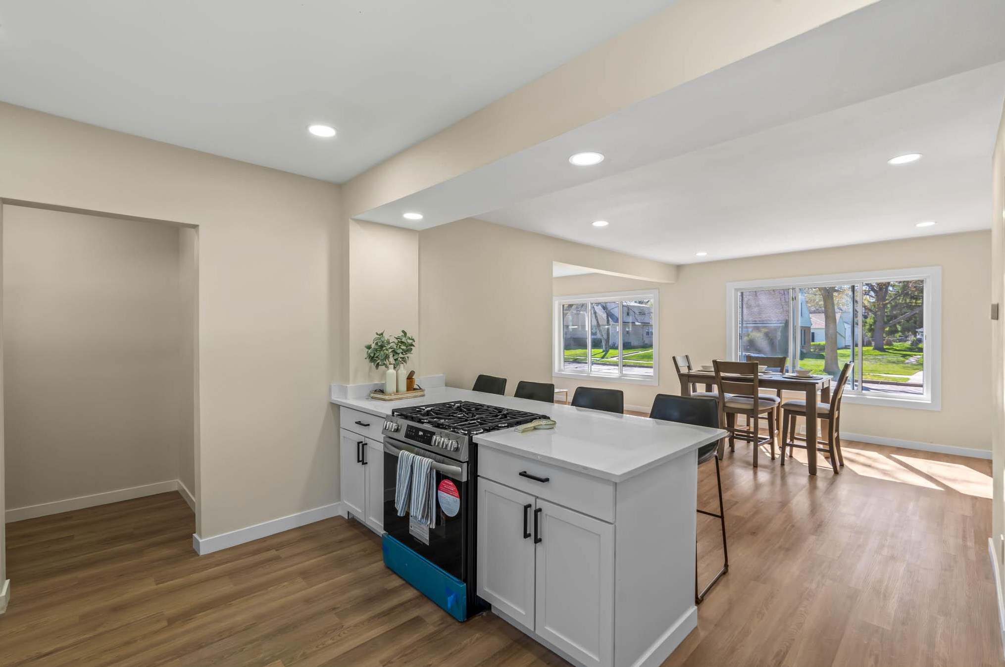 2920 83rd St, Milwaukee WI  53219-2712 exterior