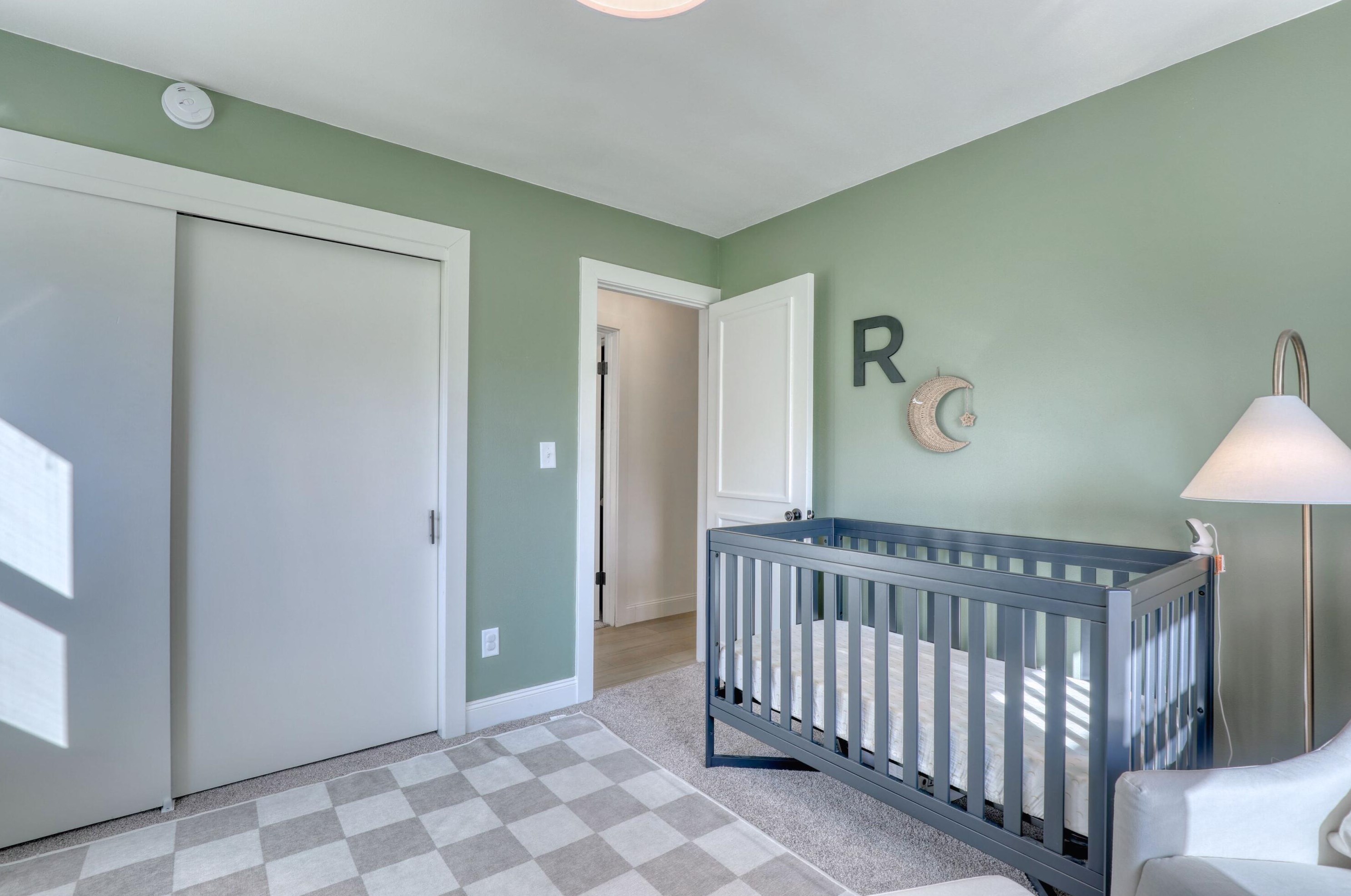 18200 Redvere Dr, Brookfield WI  53045-1101 exterior