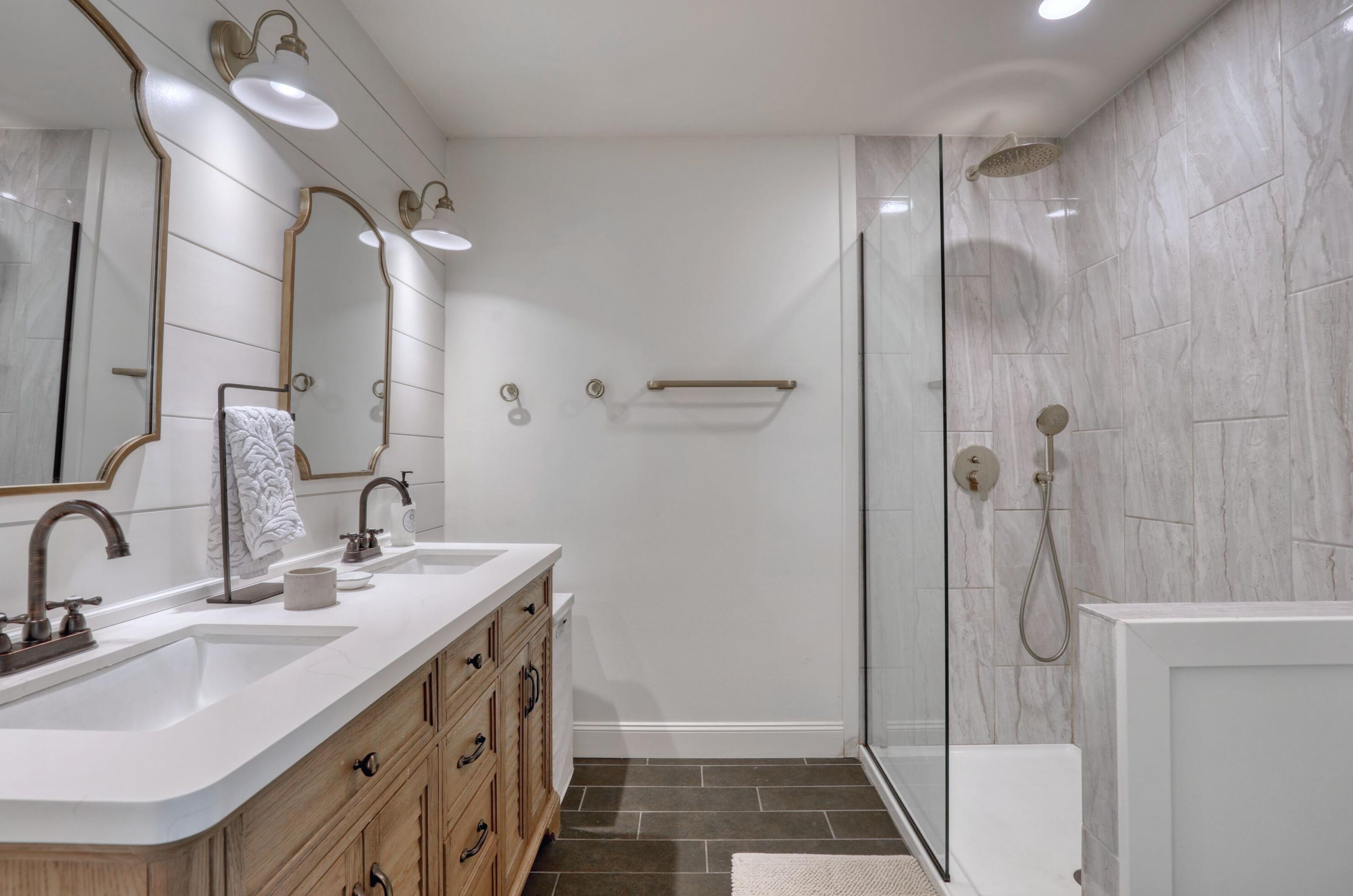 18200 Redvere Dr, Brookfield WI  53045-1101 exterior