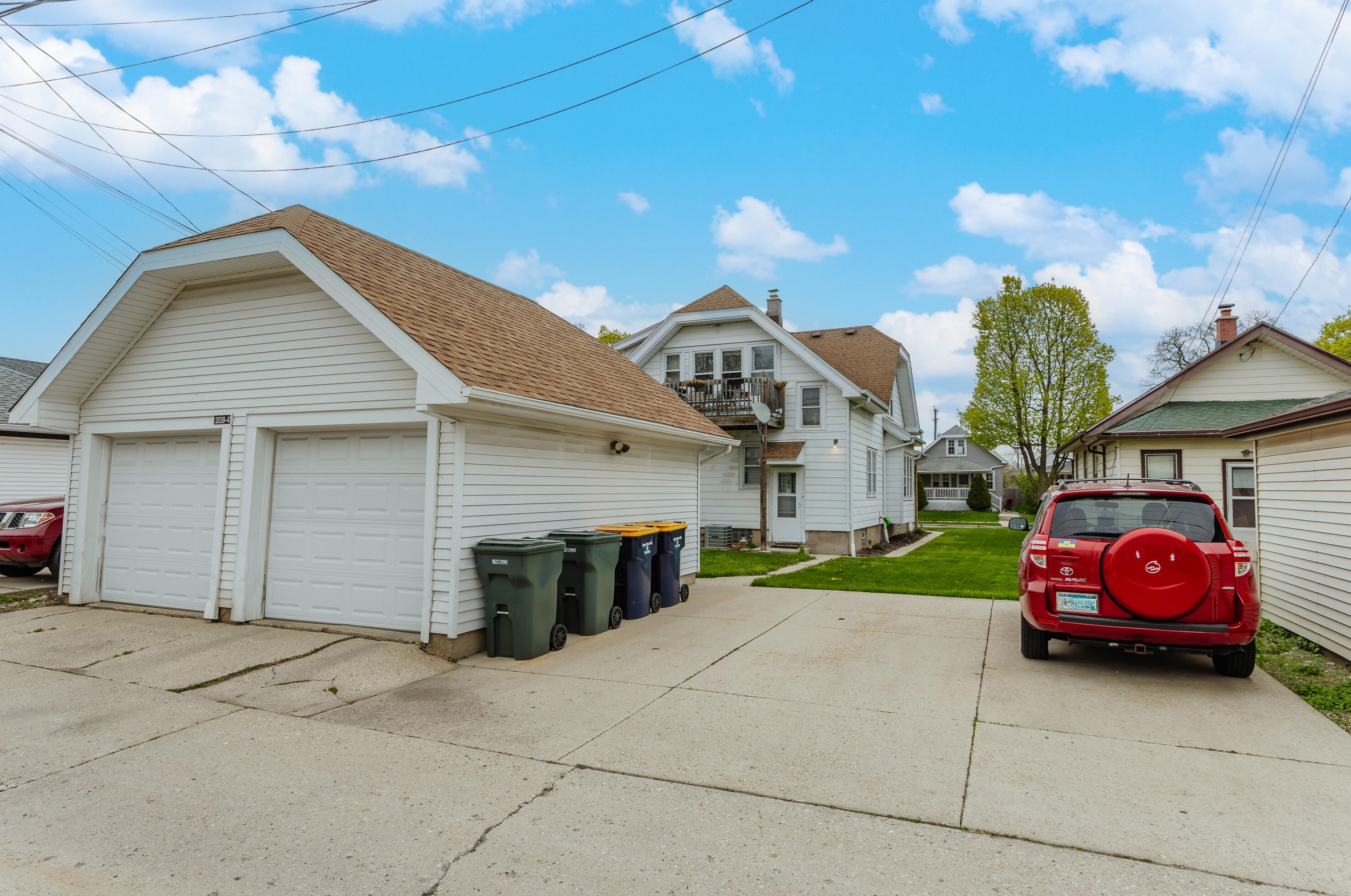 2039 68th St, Milwaukee WI  53213-1903 exterior