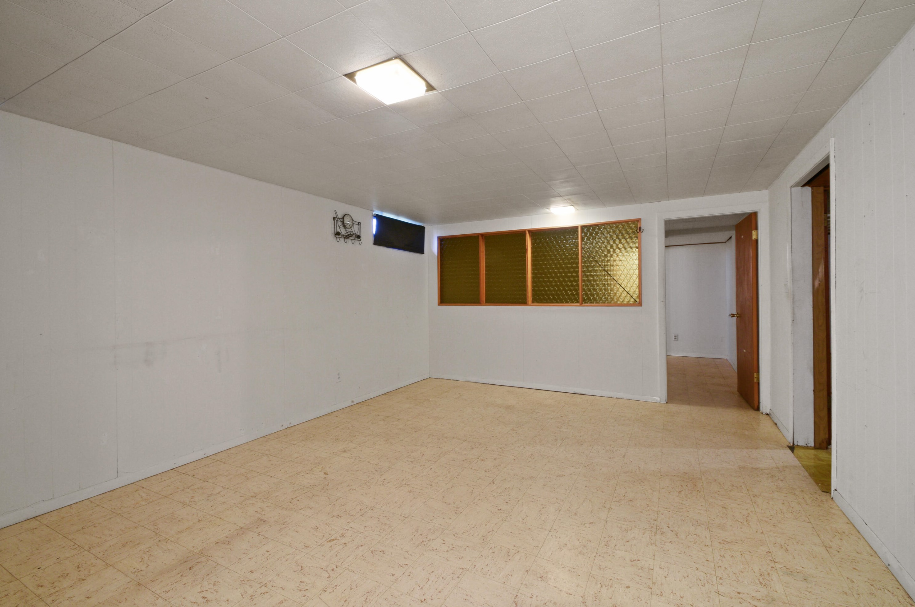 3841 81st St, Milwaukee WI  53222-2929 exterior