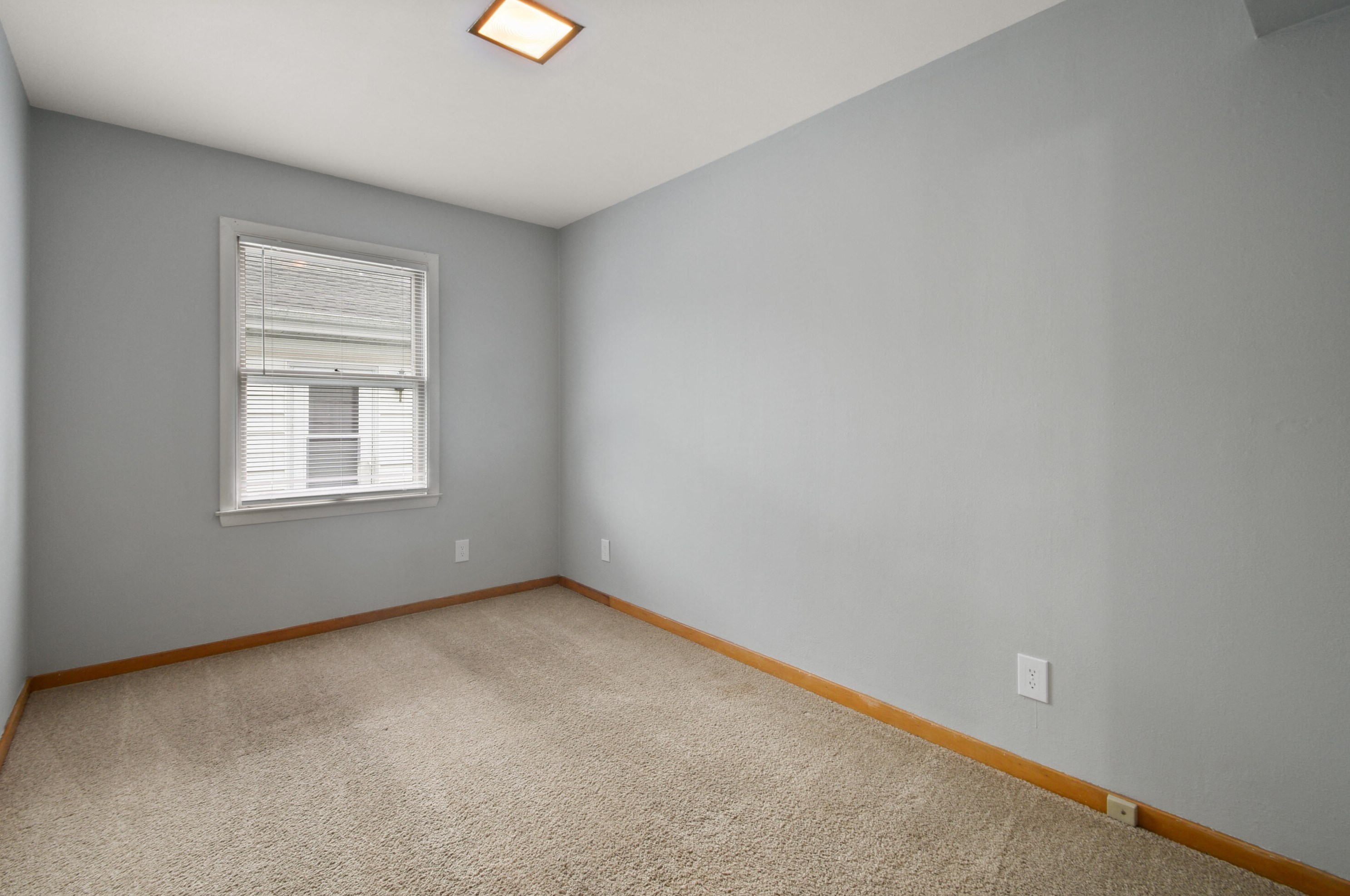 3841 81st St, Milwaukee WI  53222-2929 exterior