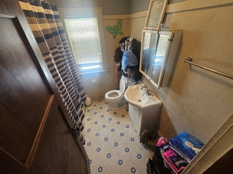 2539 51st St, Milwaukee WI  53210-3224 exterior