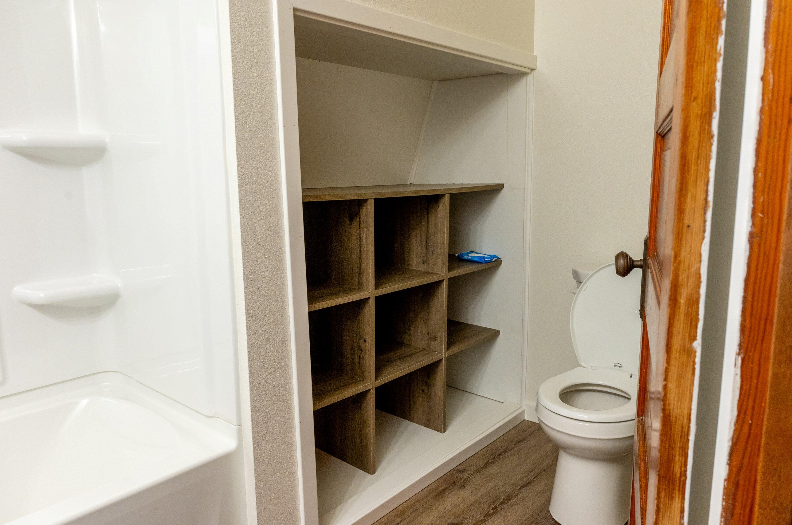 1408 Jackson St, La Crosse WI 54601-5721 exterior