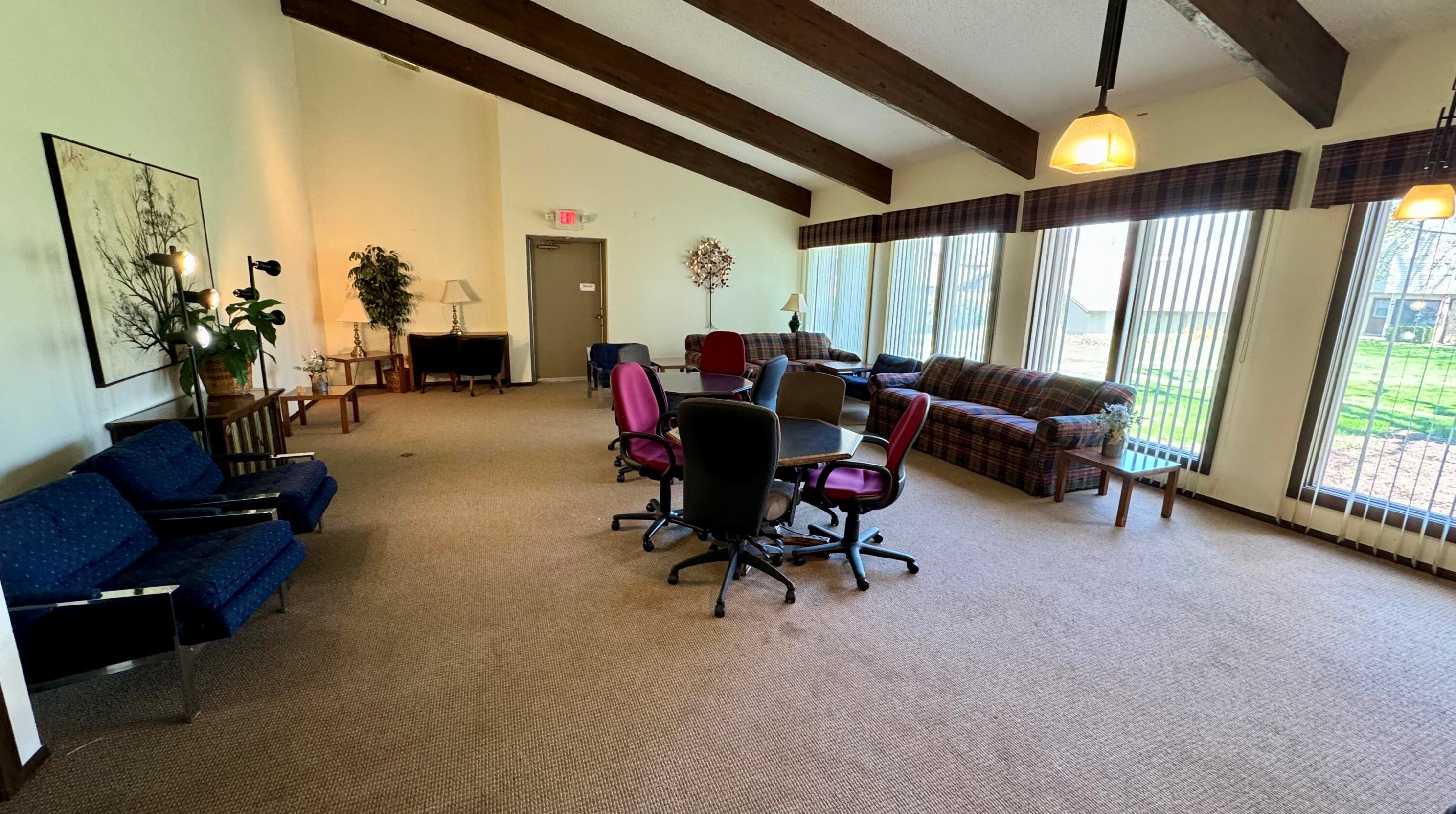 8735 72nd St, Milwaukee WI  53223-2746 exterior