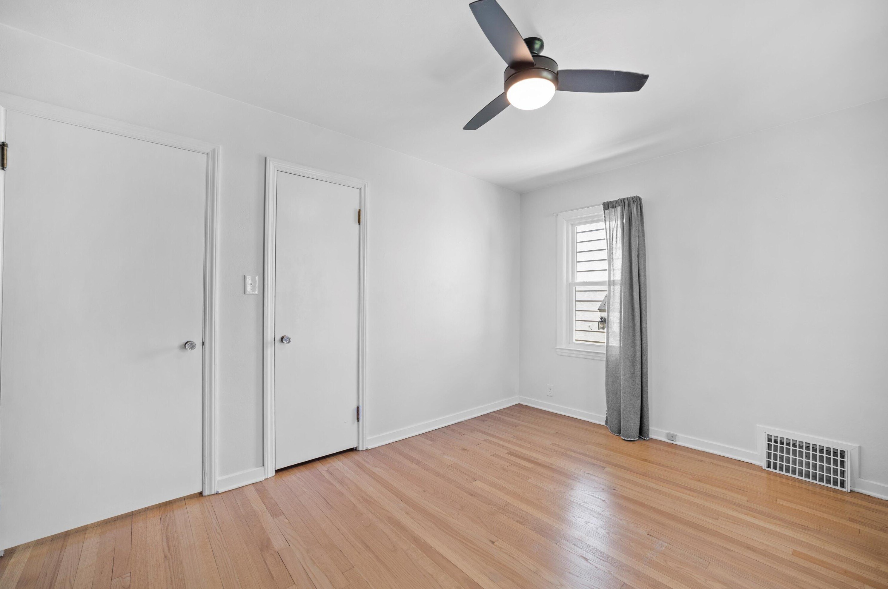 3229 88th St, Milwaukee WI  53222-3603 exterior