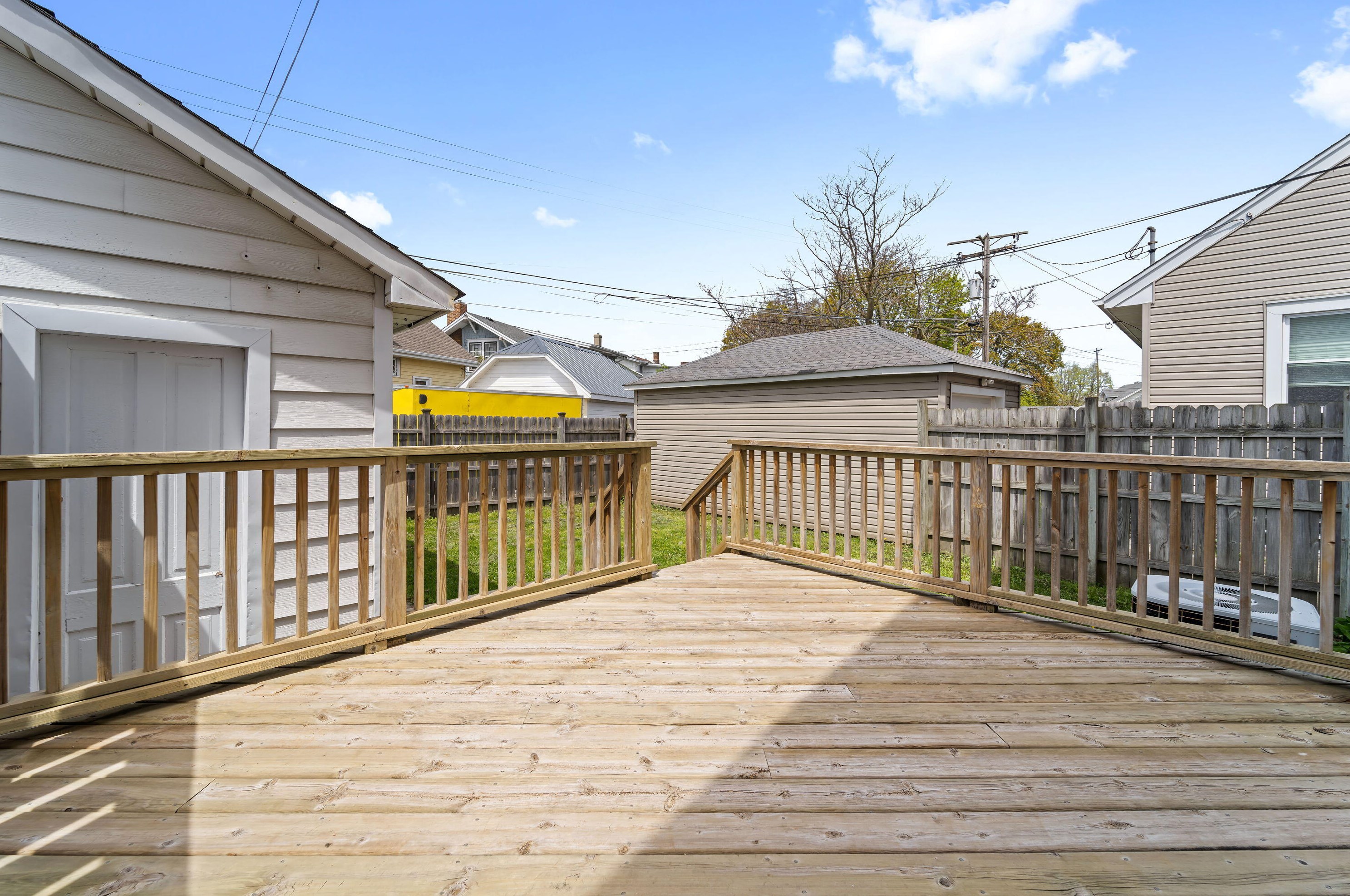 1834 Holmes Ave, Racine WI  53403-2333 exterior