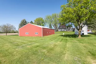 W1048 Concord Center Dr, Concord, WI 53178 - Photo 15