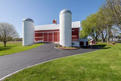 W1048  Concord Center Dr, Concord, WI 53178 - Photo 3