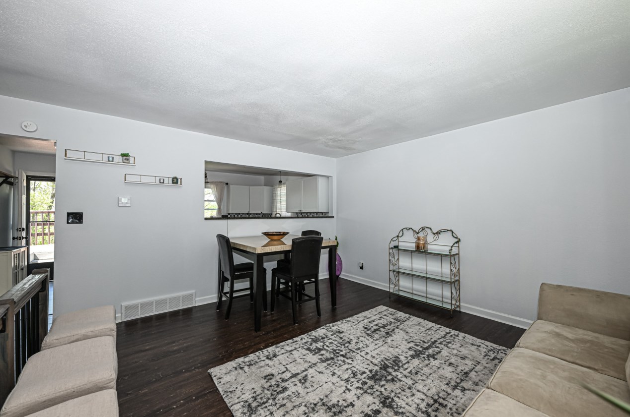 6175 River Trail Dr, Milwaukee WI  53225-1029 exterior