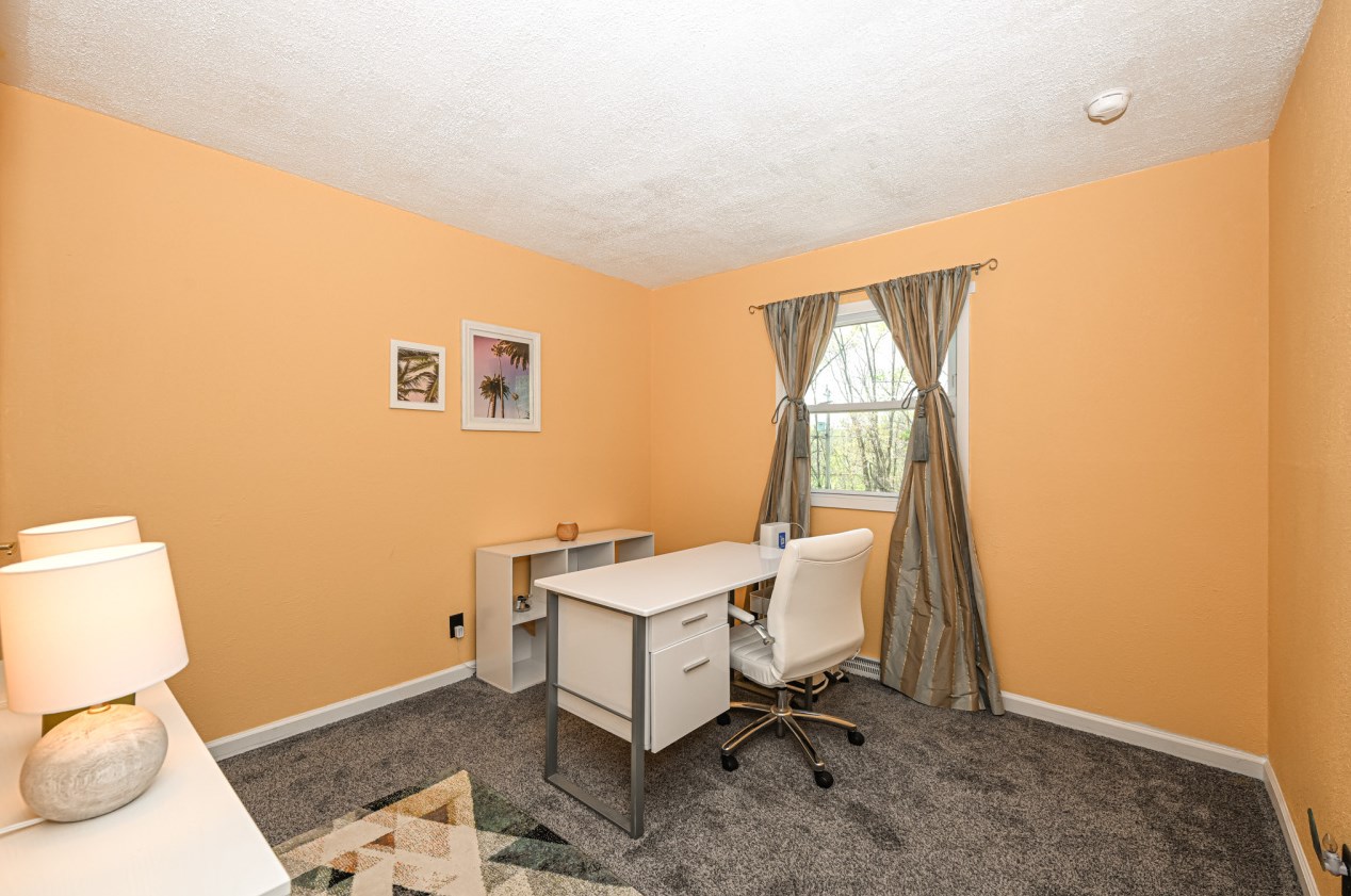 6175 River Trail Dr, Milwaukee WI  53225-1029 exterior