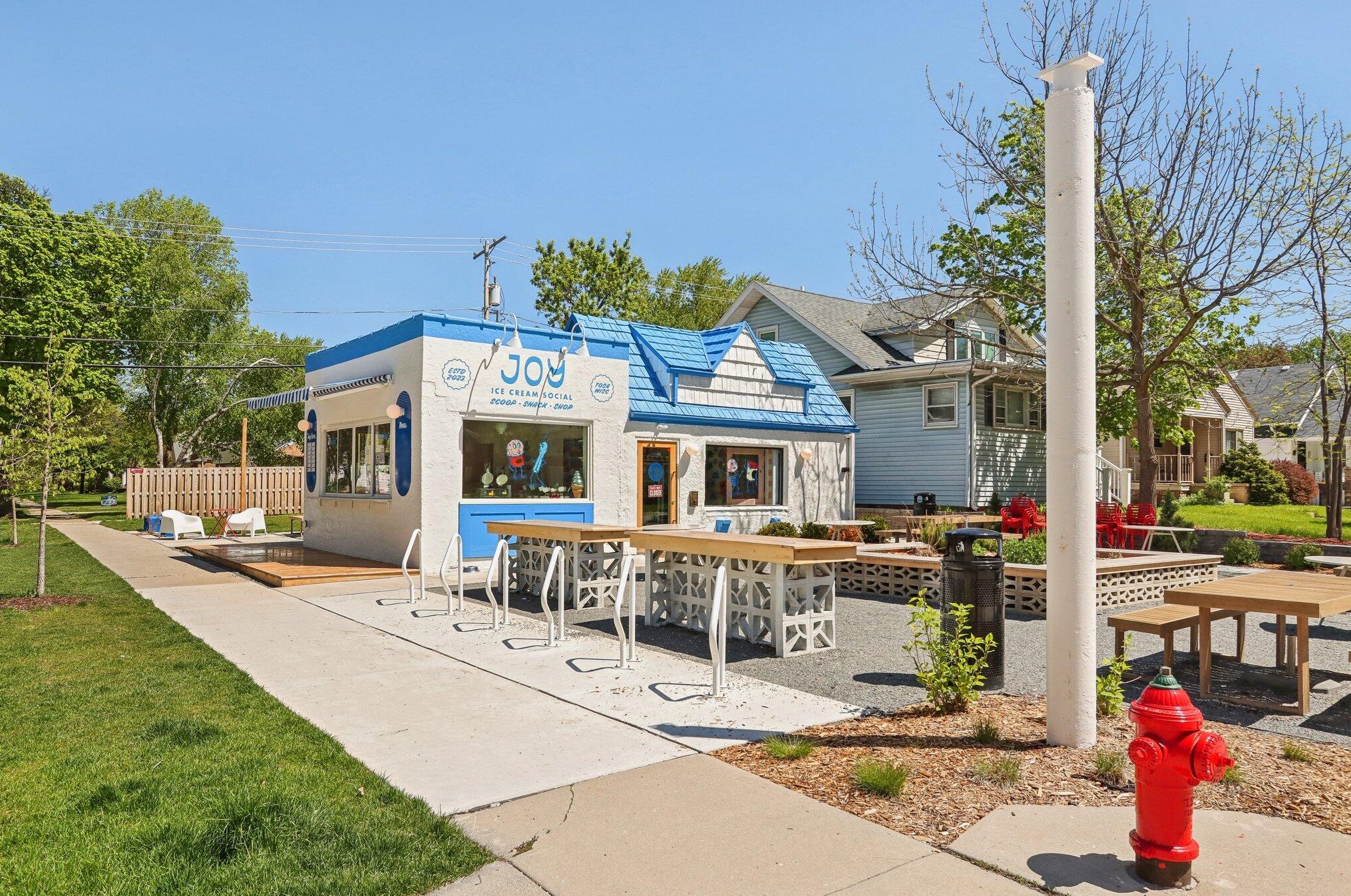 7920 Eagle St, Milwaukee WI 53213-1117 exterior